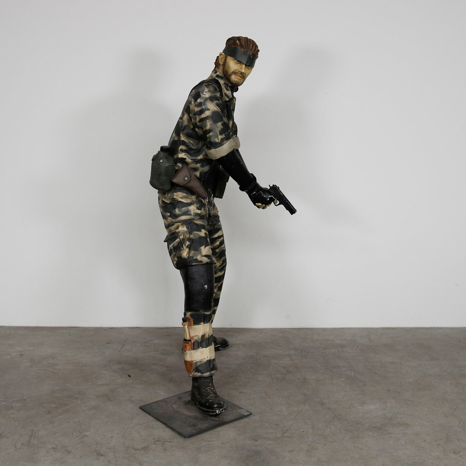 Metal Gear Solid Solid Snake Statue by Muckle Oxmox - 4