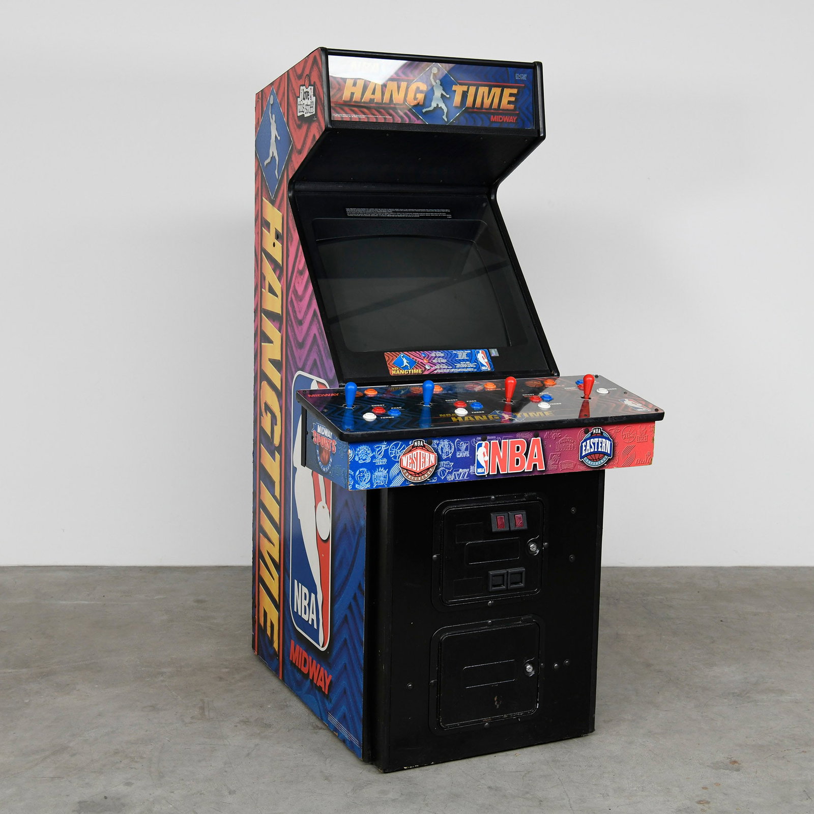 Midway NBA Hangtime Arcade Game (1997) (1 of 17)