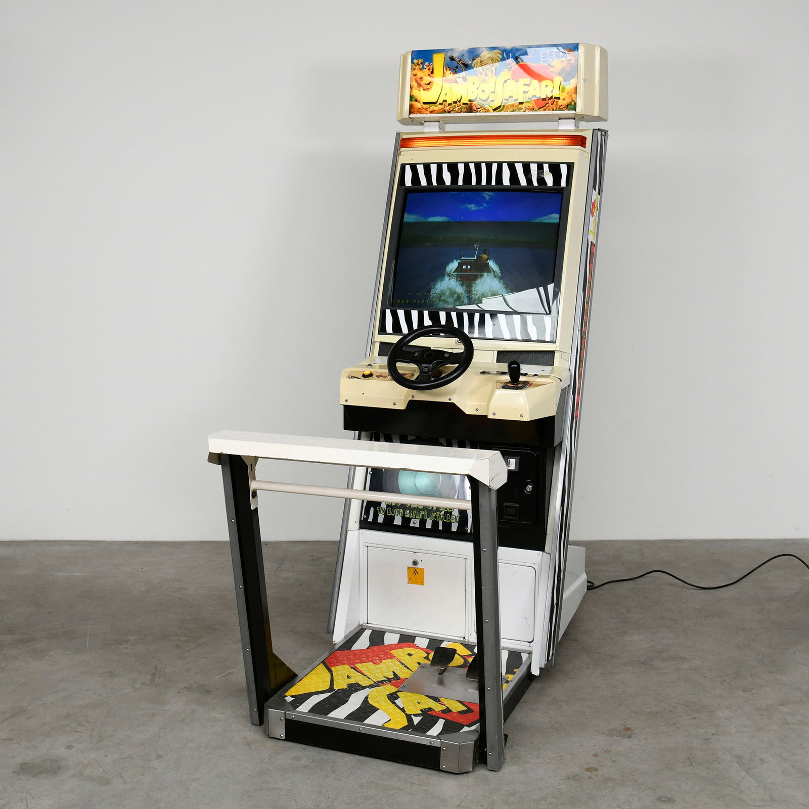 Sega Jambo! Safari Arcade Video Game Cabinet (Sega, 1998) (1 of 14)