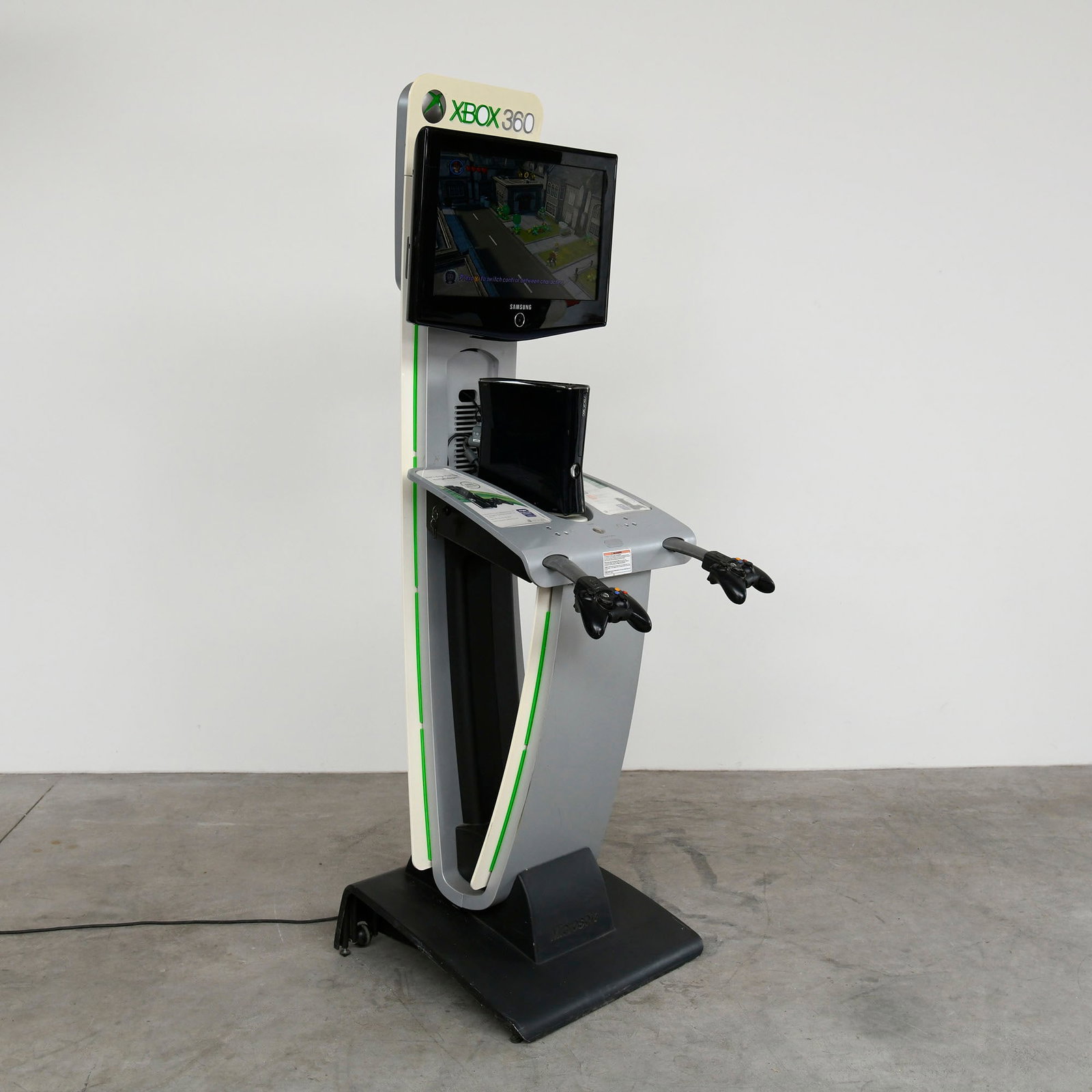 Xbox 360 Store Display Arcade Microsoft (c. 2010-2011) (1 of 13)