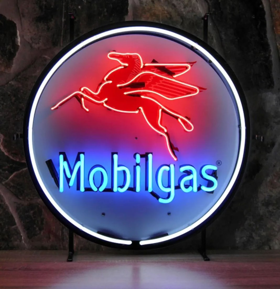 Mobilgas Logo Neon Sign with Printed Back Plate (1 of 1)