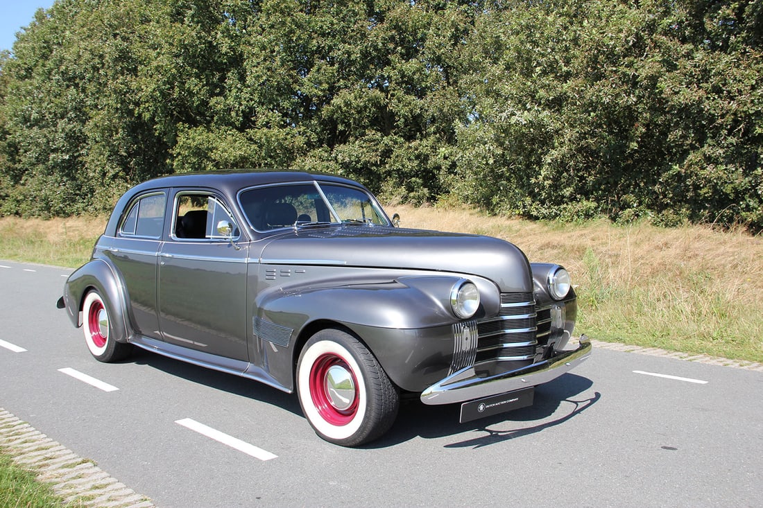 1940 Oldsmobile Series 90 Custom Cruiser: This Oldsmobile Series 90 Custom Cruiser, originally delivered from the factory in the USA, was first registered in 1940. It was imported on July 30, 2014 and is currently registered as a Dutch Oldtim