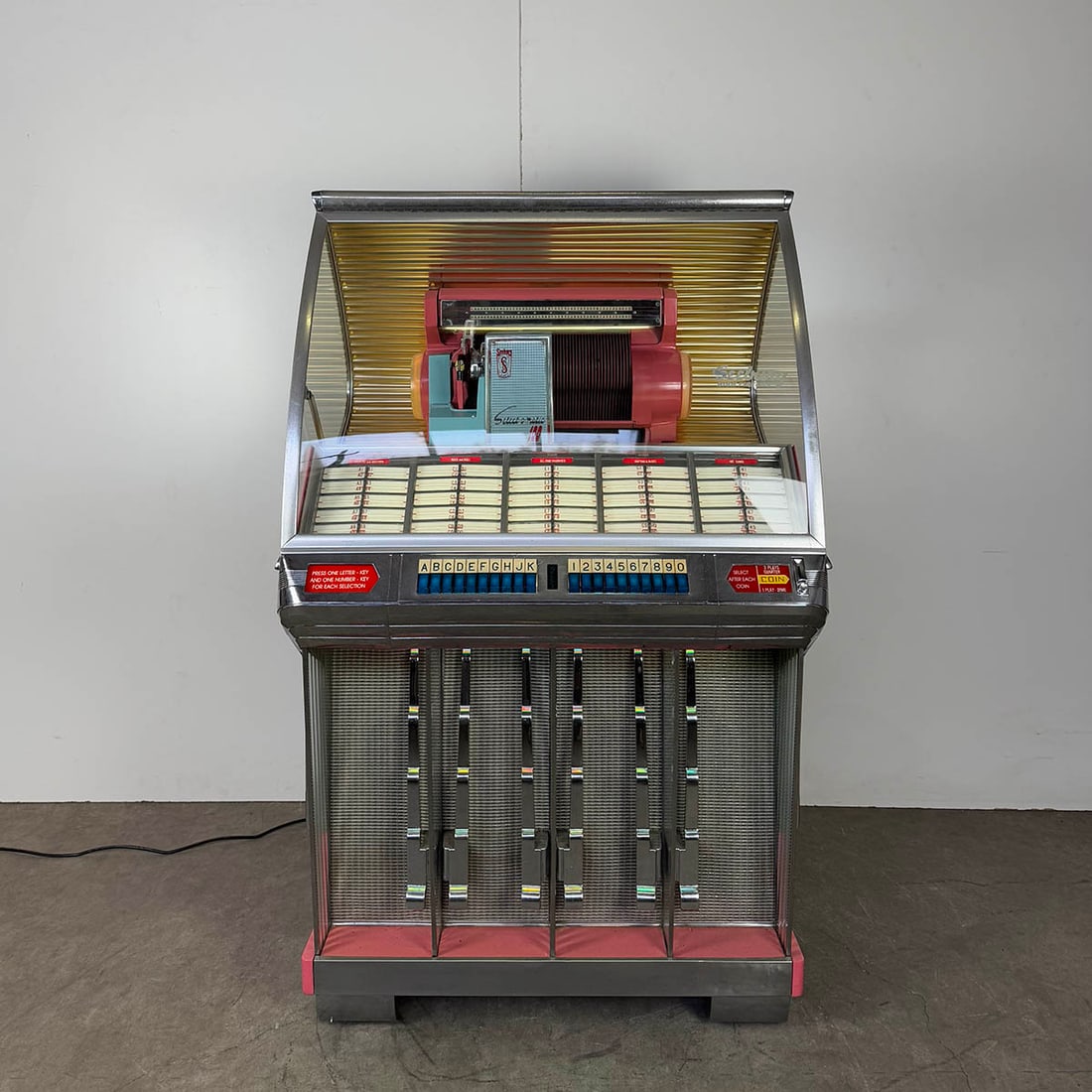 Seeburg Model HF-100R-D Jukebox (1954) (1 of 13)