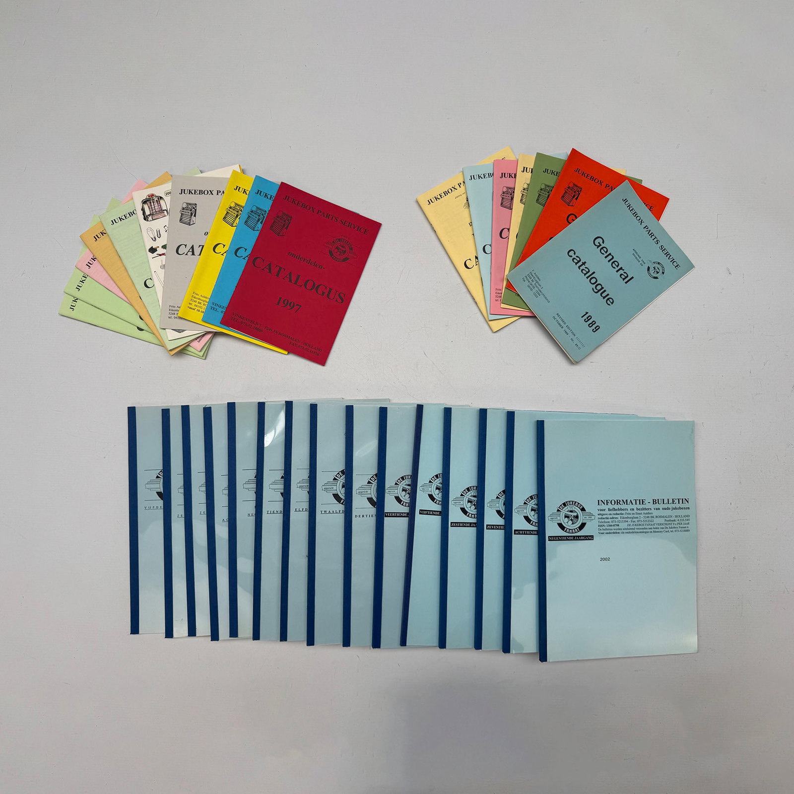 Lot of 15 Issues of De Jukebox Fanaat (1988-2002) and 17 Jukebox Parts Service Catalogs (1 of 9)