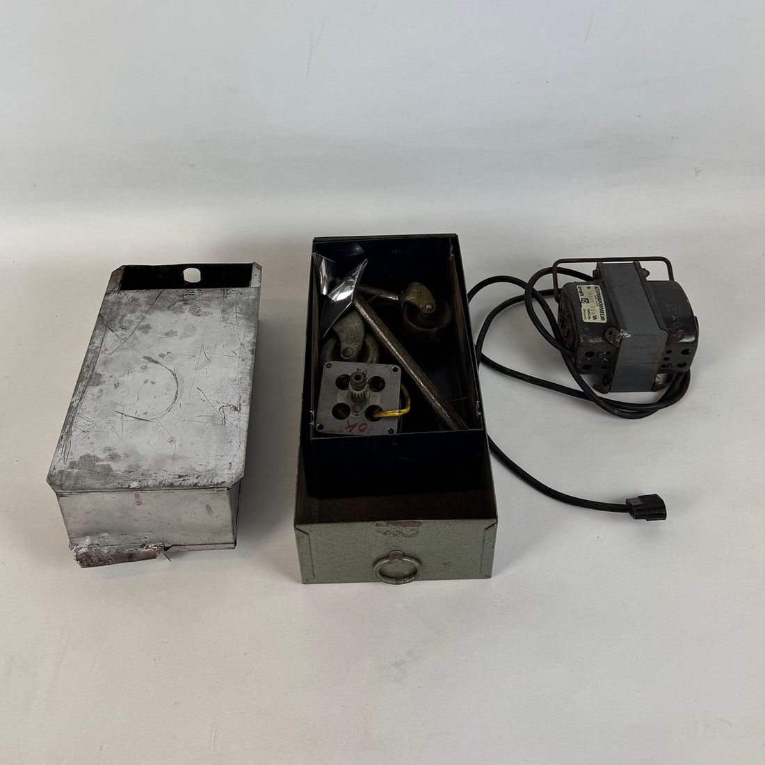 Lot of Various Jukebox Spare Parts (1 of 3)