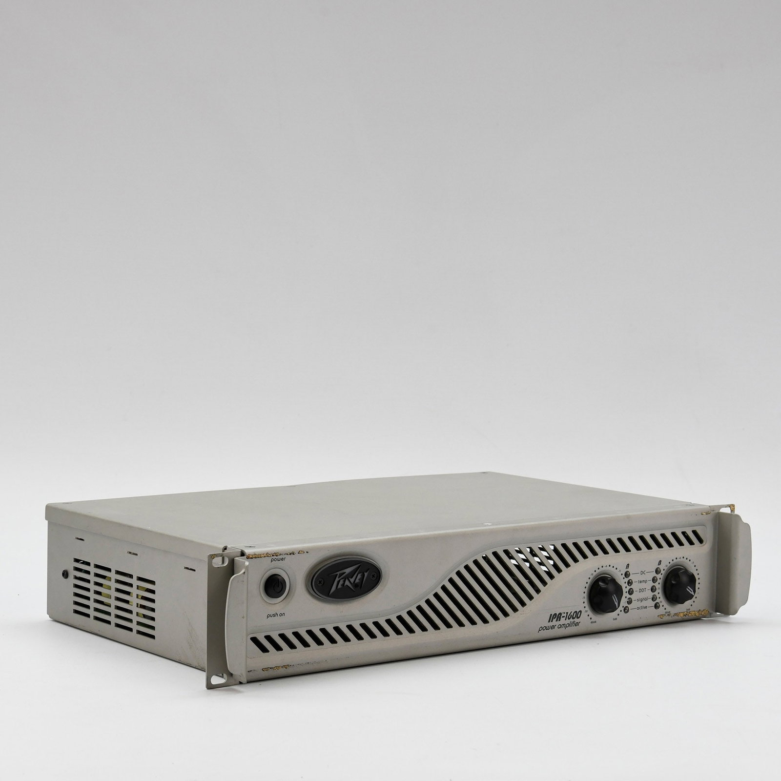 Peavey IPR-1600 Professional Power Amplifier (1 of 10)