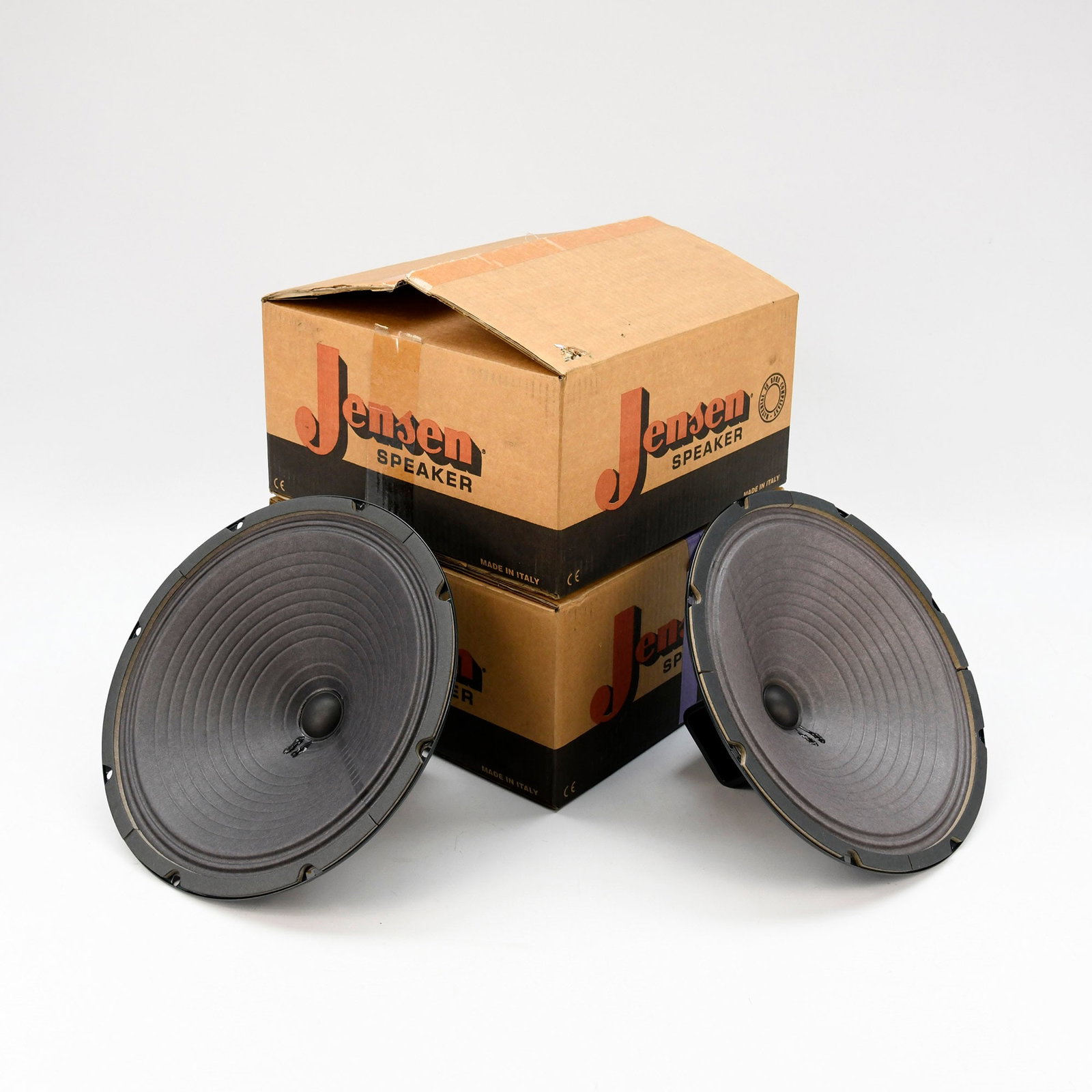 Set of 2 Universal Jensen Speakers P 12R 16A for Jukebox or Guitar Amp (1 of 5)