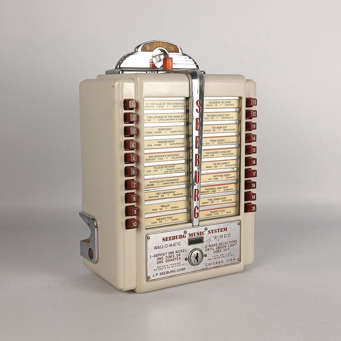 Seeburg 3W7-L56 Wallbox (1946-1948) (1 of 15)