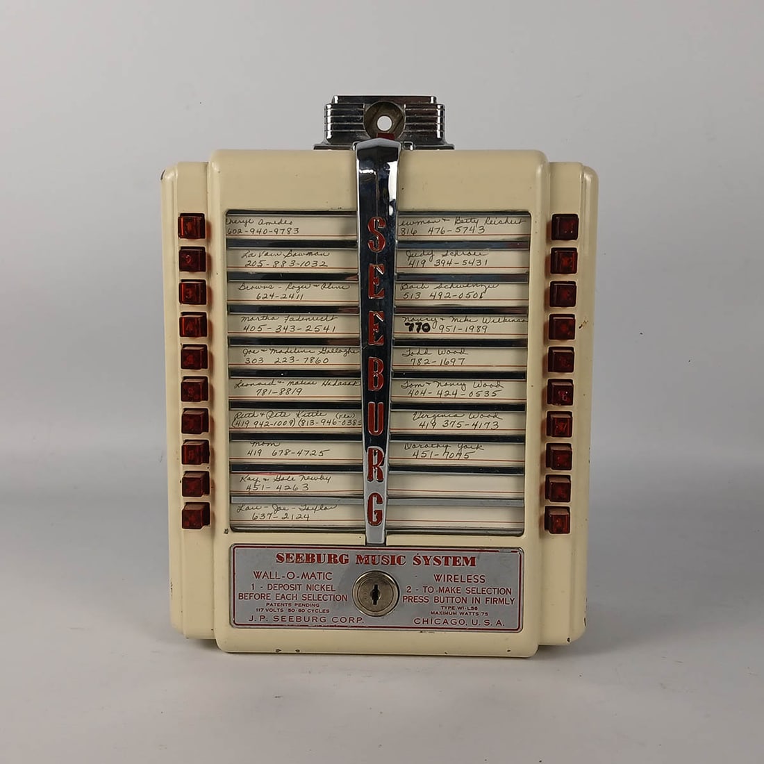 Seeburg W1-L56 "Wireless Wall-O-Matic" wallbox (1946-1948) (1 of 15)