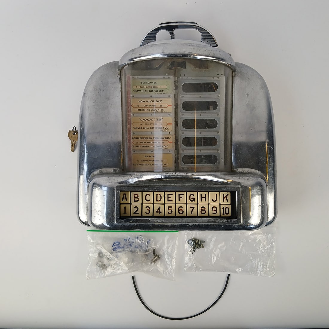 Seeburg Type 3W1 "Wall-O-Matic" Wallbox Parts (1948-1954) (1 of 8)