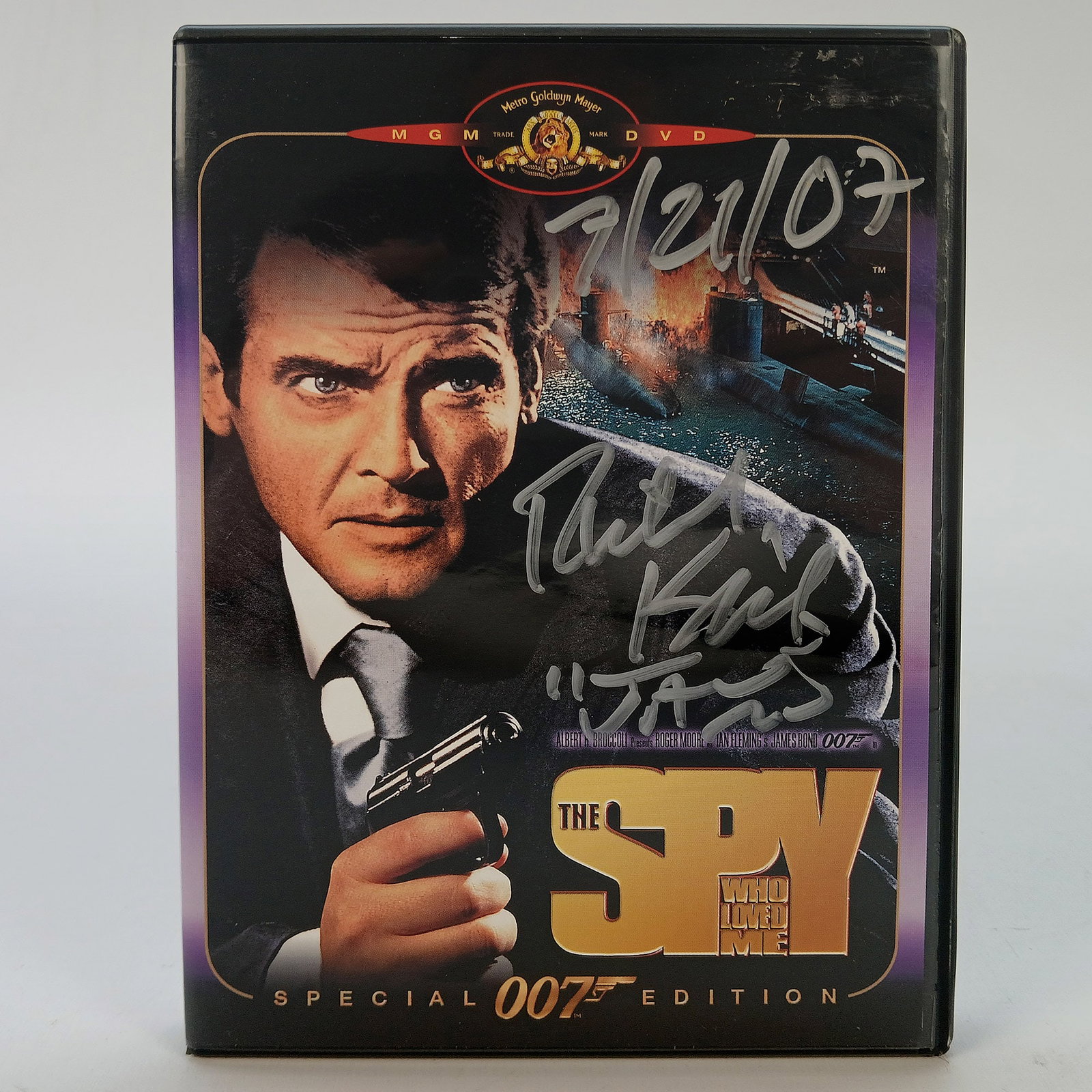 The Spy Who Loved Me" James Bond Special 007 Edition DVD Signed by Richard Kiel as "JAWS (1 of 10)