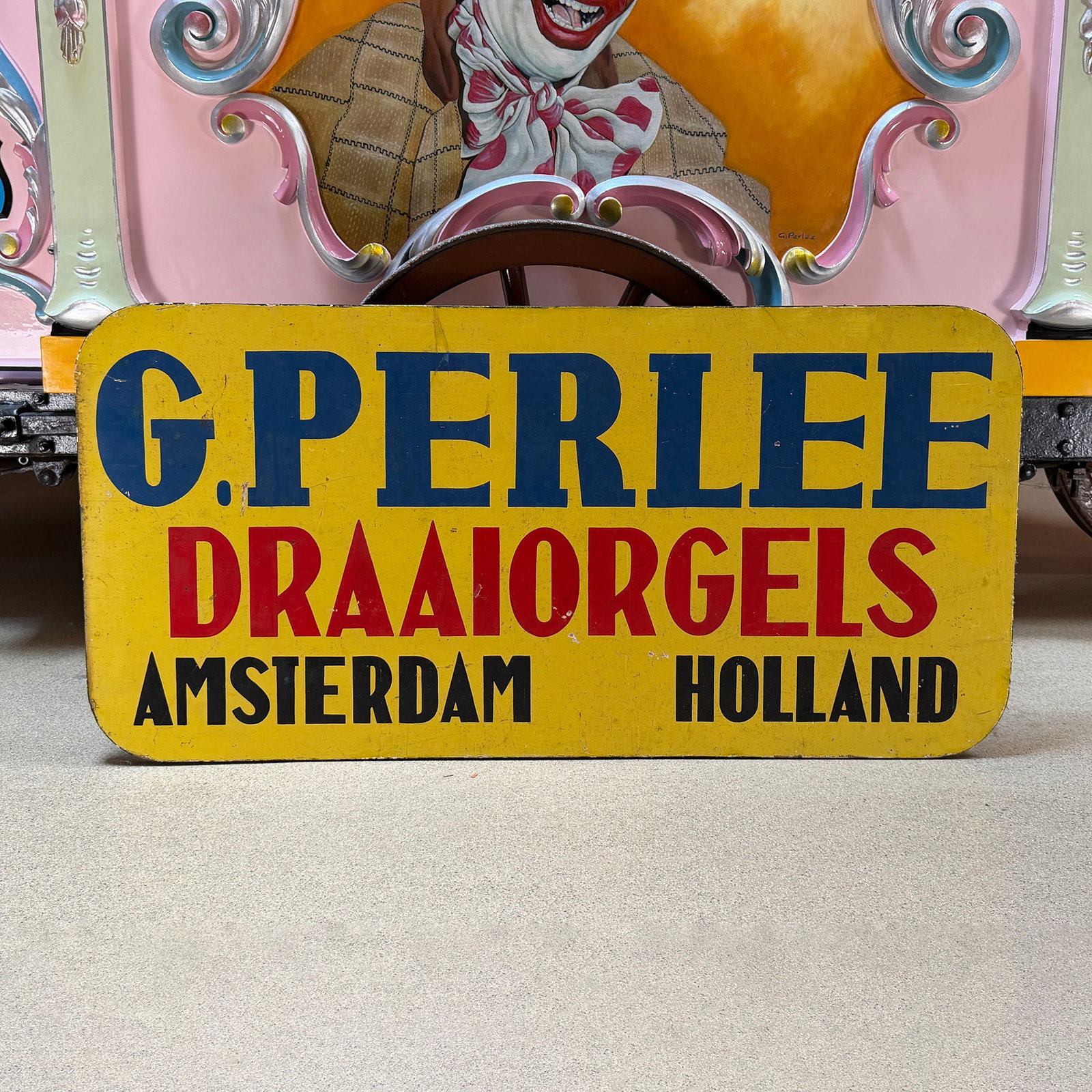 Iconic Original G. Perlee Wooden Advertising Sign: Iconic original G. Perlee wooden advertising sign. For decades, this remarkable sign travelled with the Perlee family on organ trailers throughout Holland and across Europe, proudly promoting G. Perle