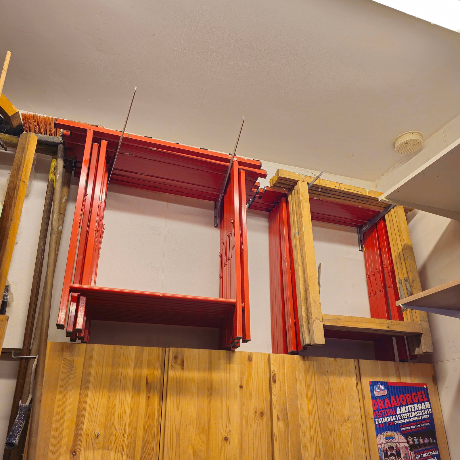 Lot of 16 Red Aluminium Sawhorses and 2 Wooden Sawhorses from the G. Perlee Workshop: Lot of 16 Red Aluminium Sawhorses and 2 Wooden Sawhorses from the G. Perlee Workshop. Dimensions (H x W x D): 65 x 65 x 2 cm. Location: The historical G. Perlee Workshop in Amsterdam, The Netherlands.
