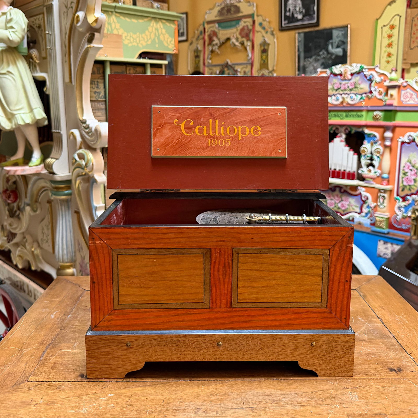 Calliope "1905" Jan Wust Customized Disc Music Box with 14 Music Discs (1 of 5)