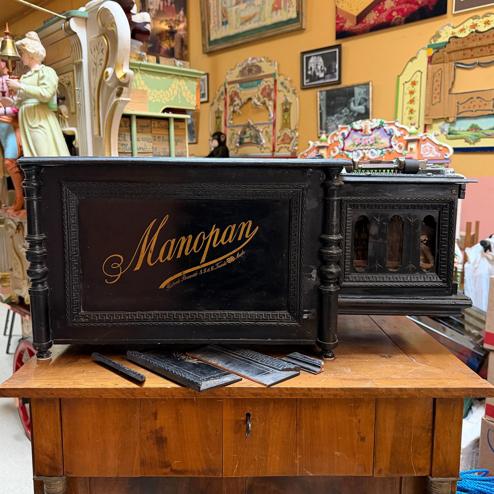 24-note Manopan Reed Organette (ca. 1905) for Restoration, from the Perlee Family (1 of 10)