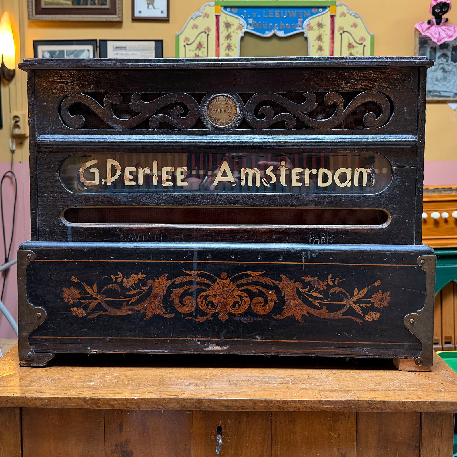 34-Key Gaviolli Barrel Organ: 34-Key Gaviolli barrel organ. The organ features original music barrel from the Gaviolli factory. This instrument has been in the Perlee family since the 1890s. Dimensions (H x W x D): 47 x 63 x 37 cm