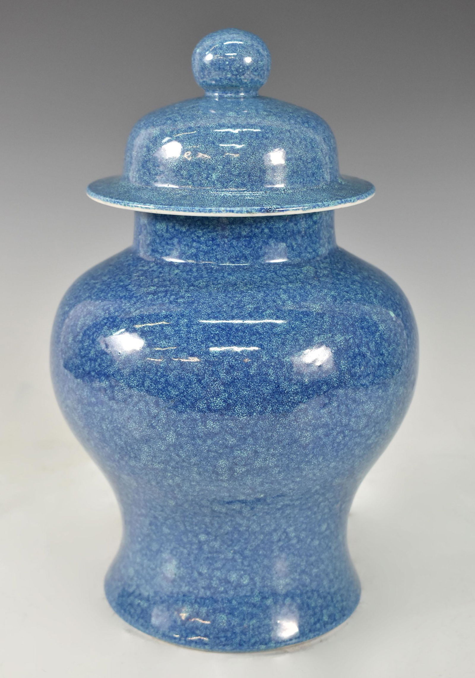 CHINESE ROBIN'S EGG GLAZED GENERAL JAR (1 of 10)