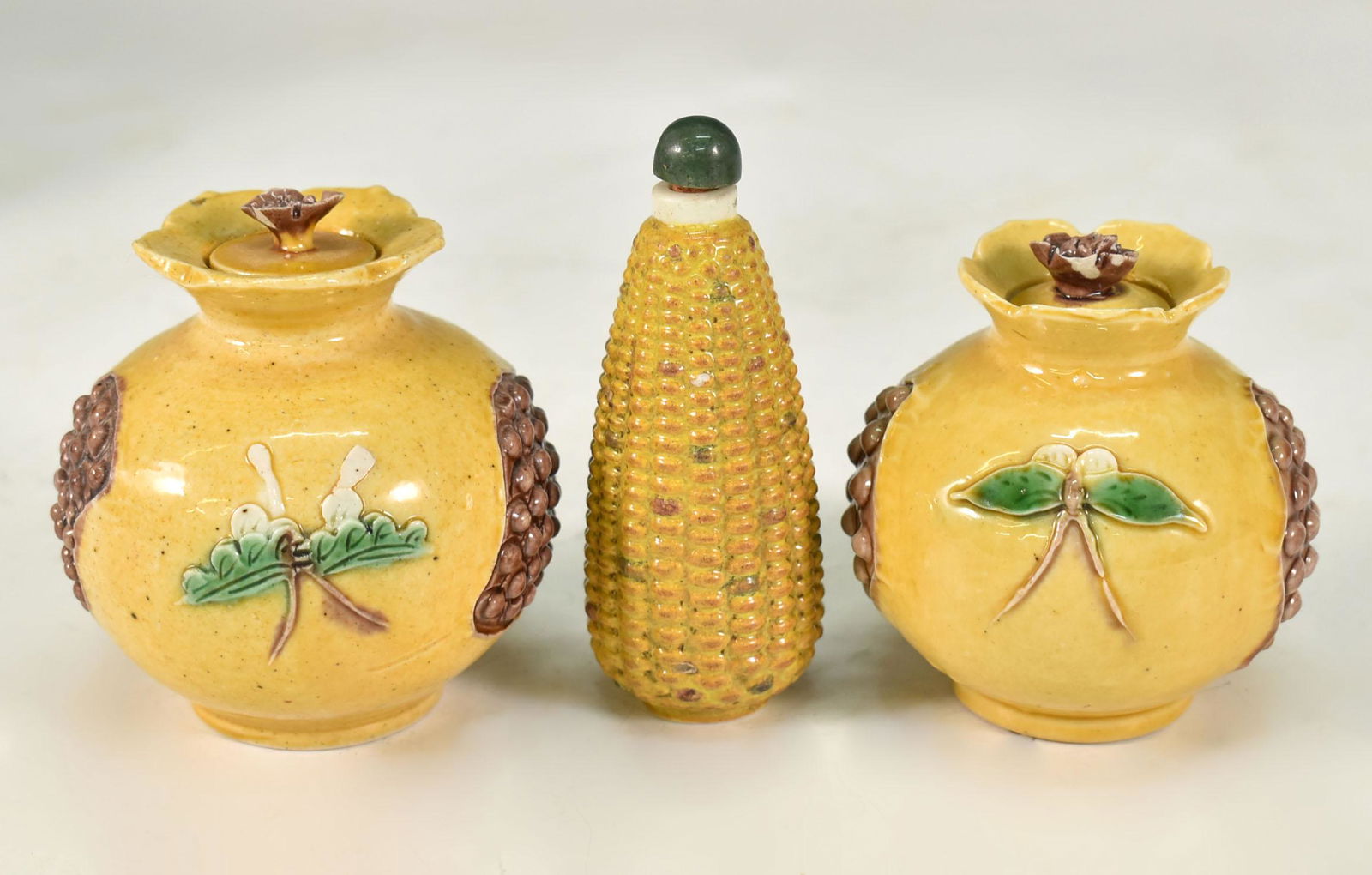 PAIR OF CHINESE SMALL YELLOW GLAZED JARS, CORN SHAPED SNUFF BOTTLE (1 of 11)