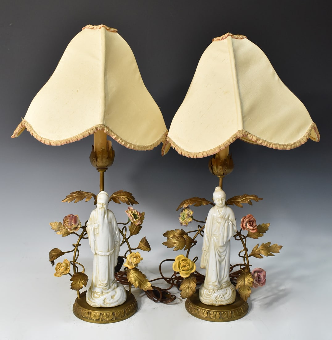 PAIR CHINESE WHITE PORCELAIN LAMPS (1 of 20)