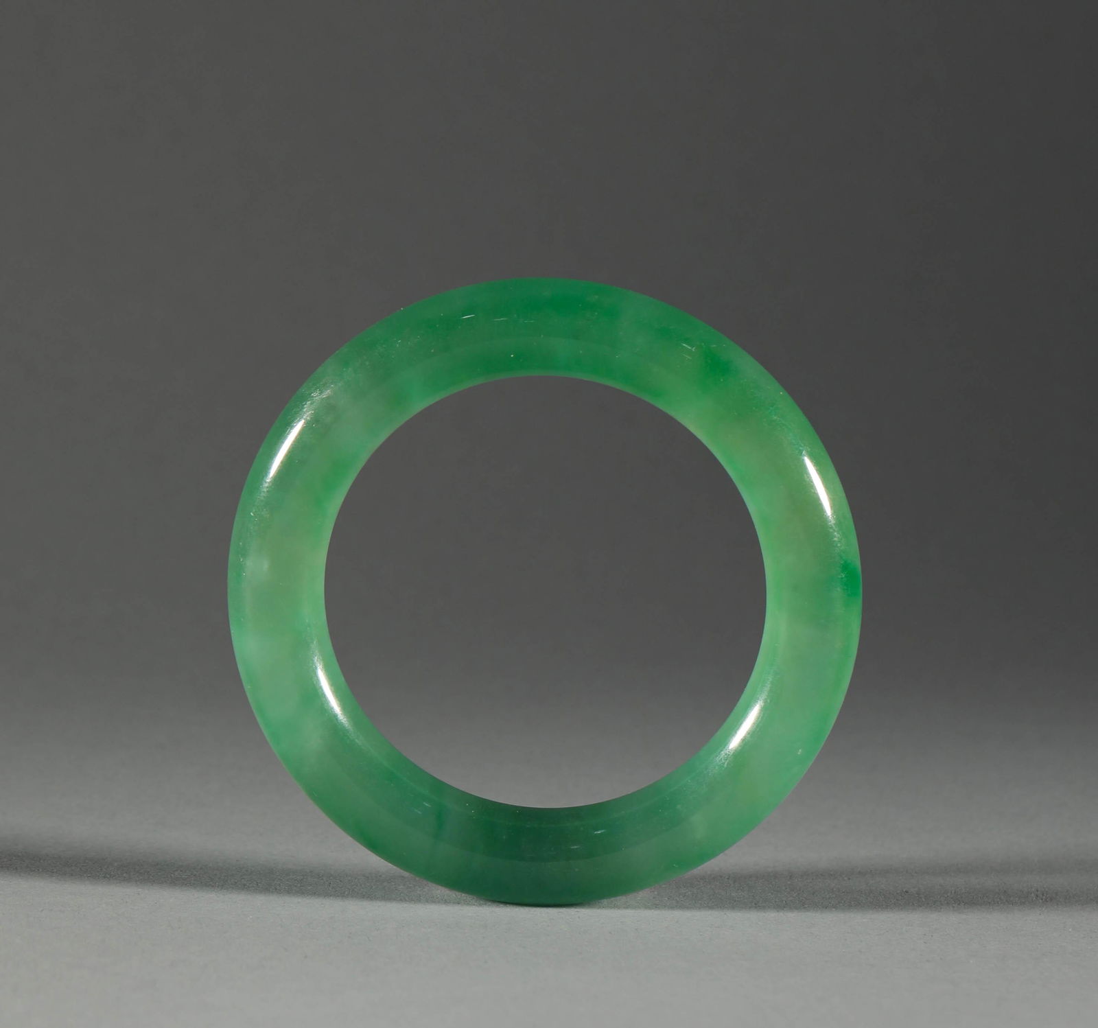 Qing Dynasty - Jade Bracelet (1 of 8)