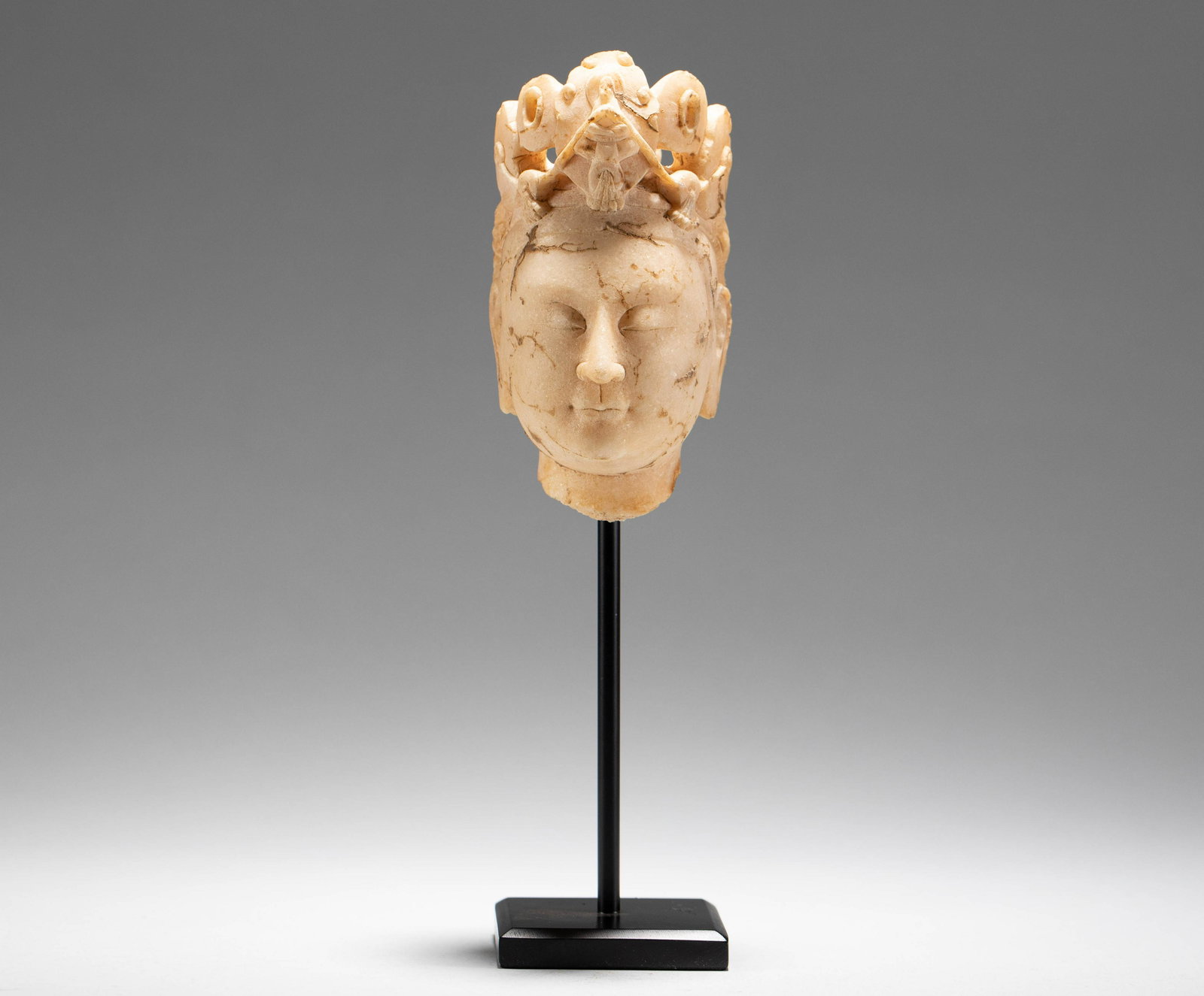 White marble Buddha head of Northern Wei Dynasty (1 of 8)