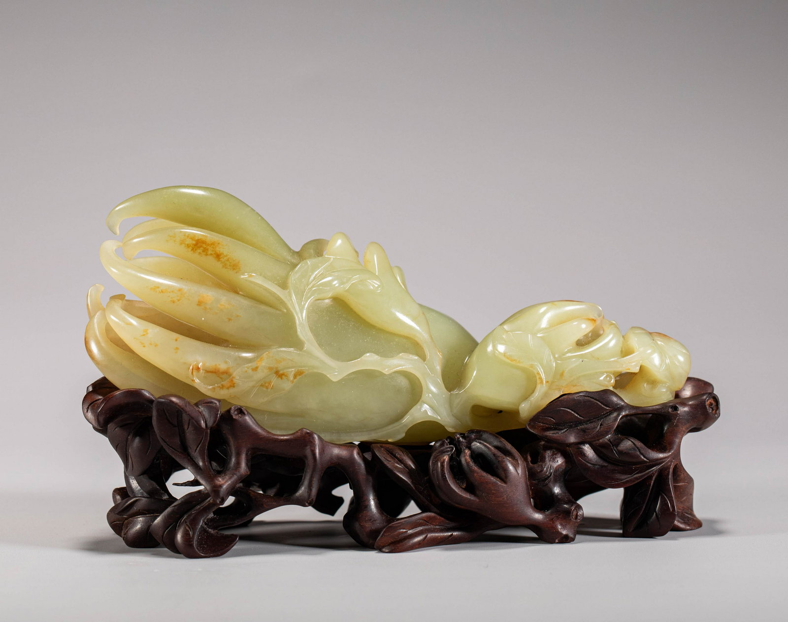 White jade Bergamot in Qing Dynasty (1 of 9)