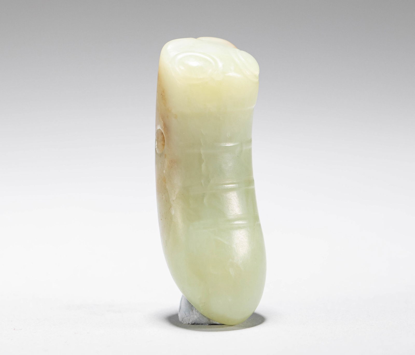 Hongshan jade silkworm (1 of 8)