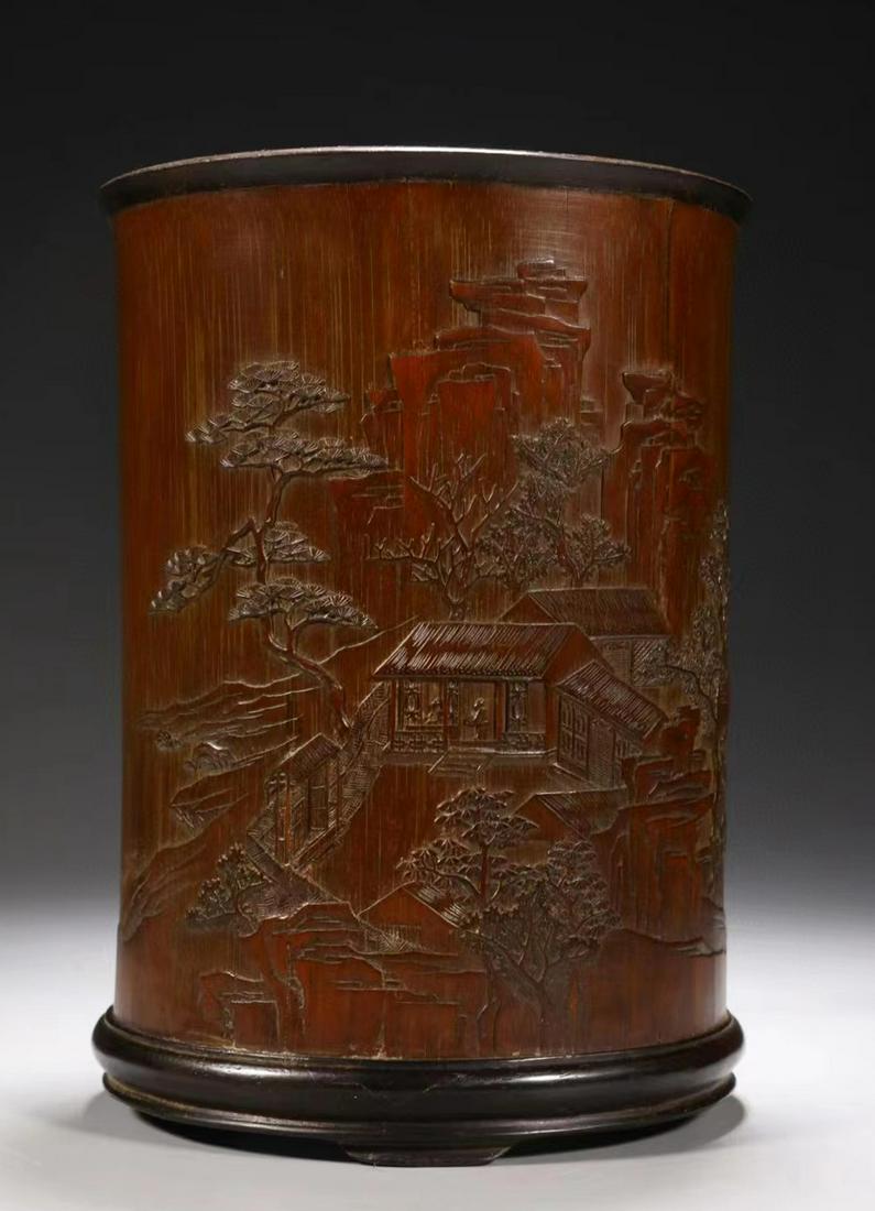 Bamboo carving pen holder in Qing Dynasty (1 of 9)