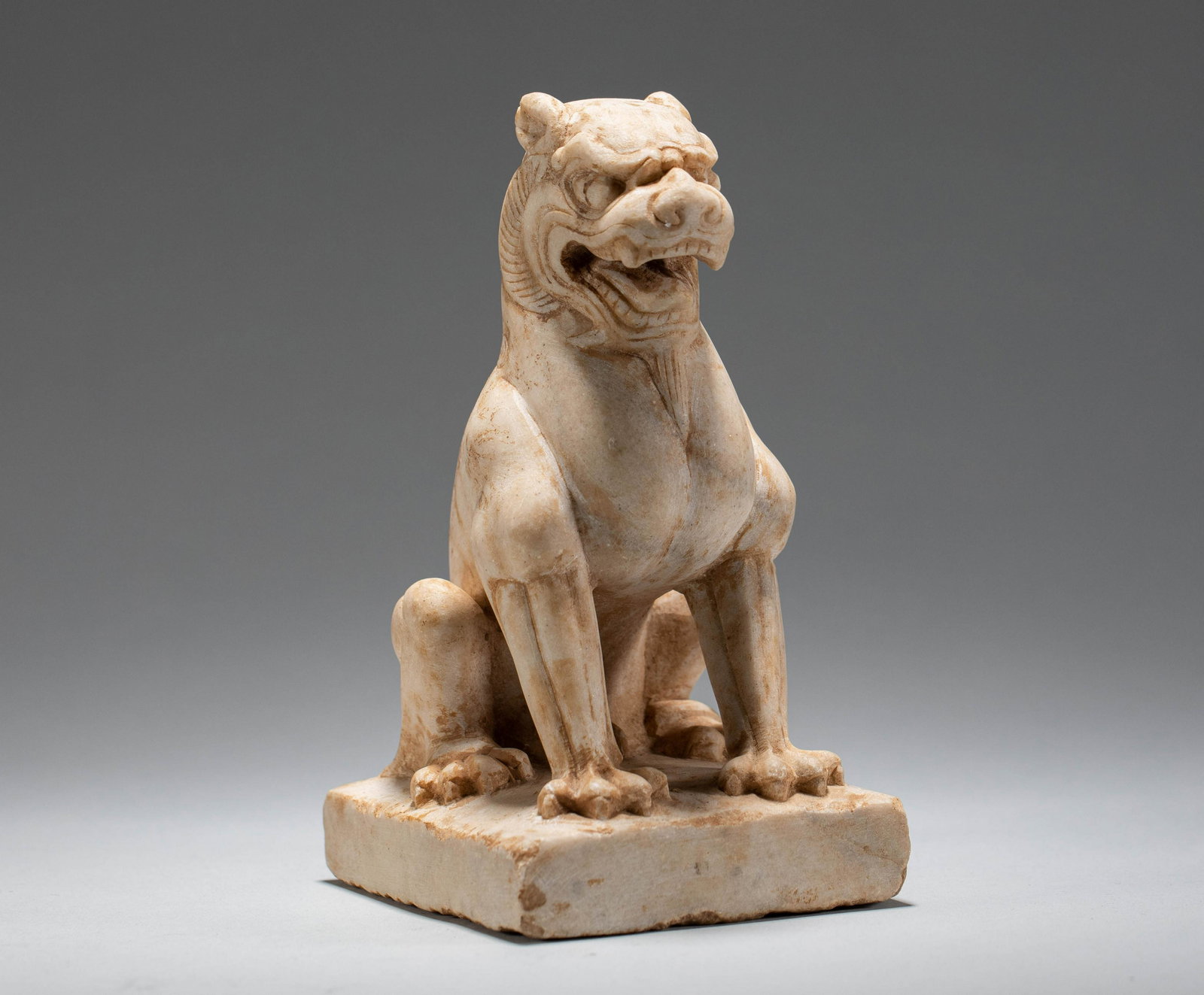 White marble lion of Northern Wei Dynasty (1 of 7)