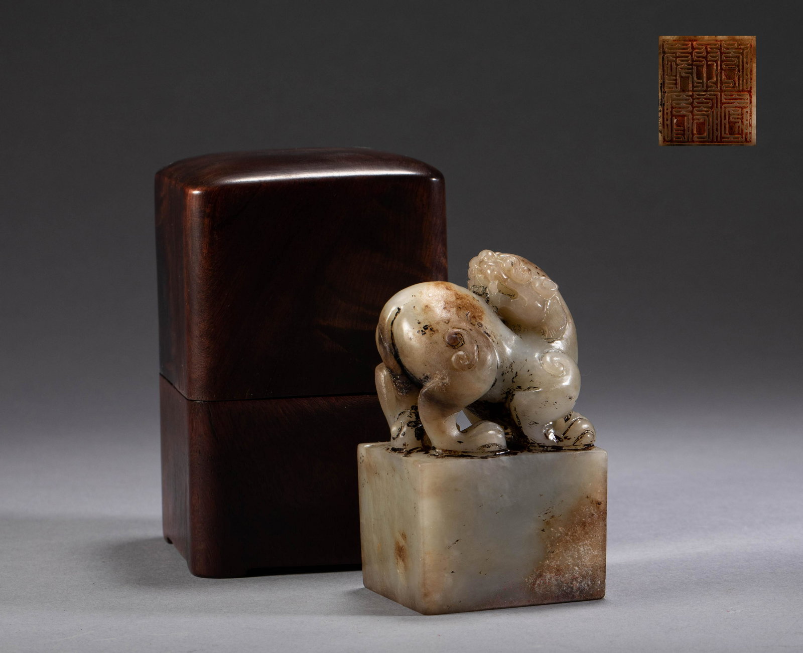 White jade seal of Qing Dynasty (1 of 8)