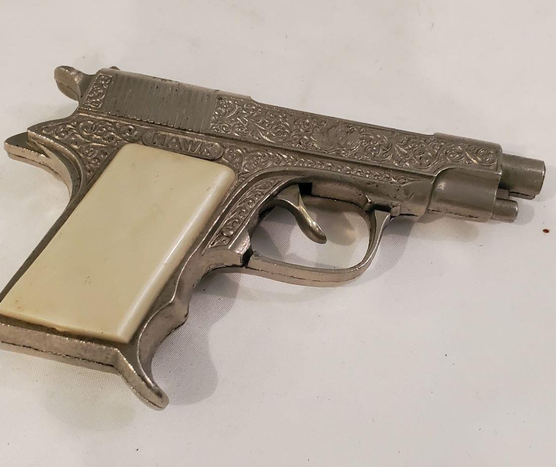 Vintage Hubley Toy Cap Gun: This piece is in great condition.