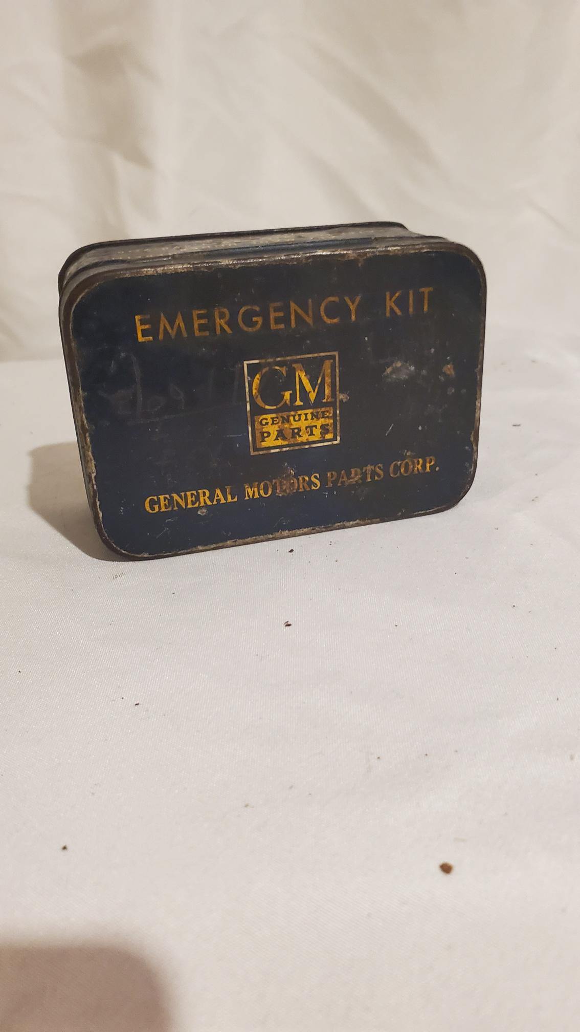 G M Auto Emergency Bulb Replacement (1 of 7)