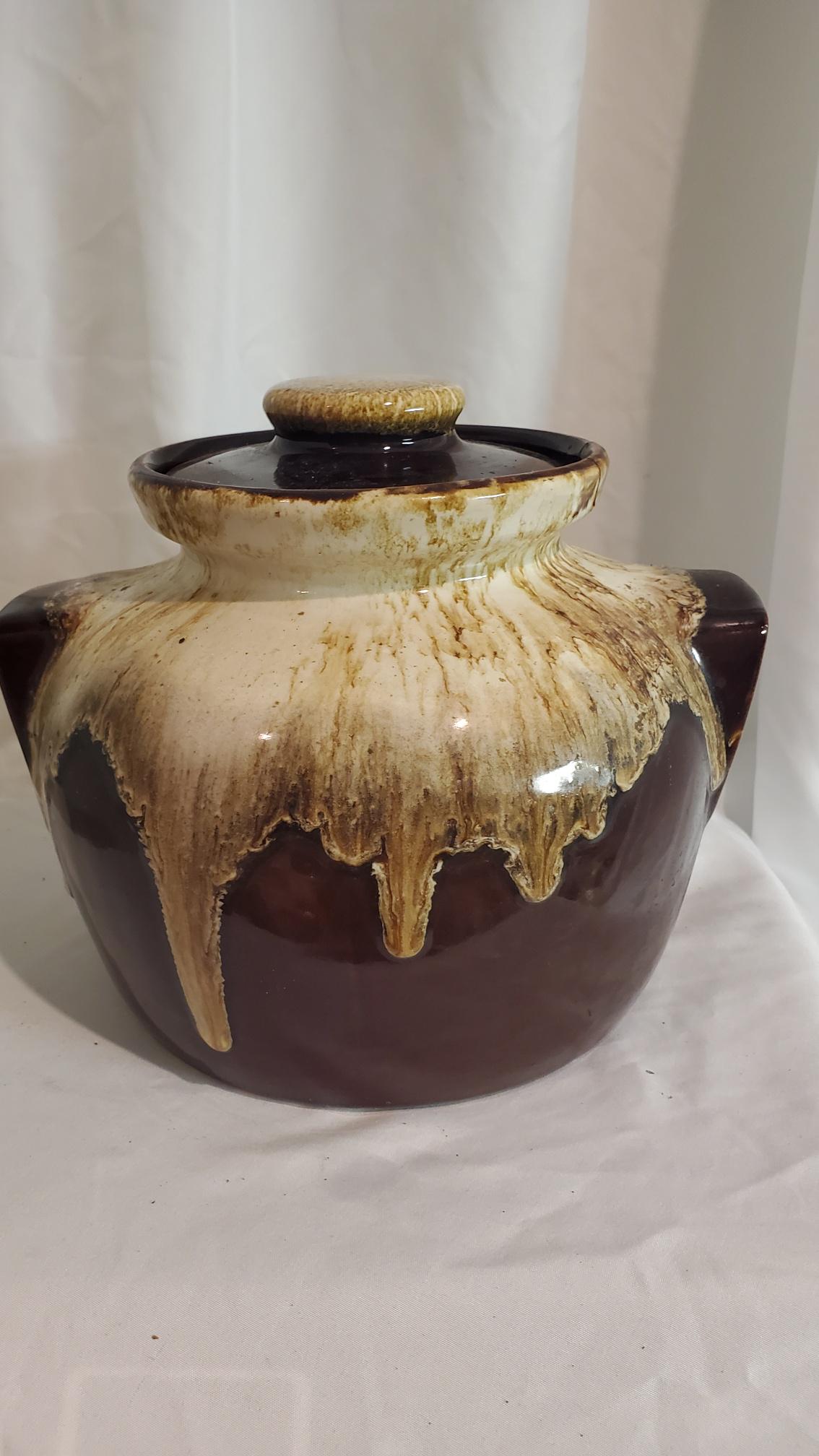 Artistic Brown Ceramic Pot: Still working on the artist more to come but inn great shape. Please refer to all photos to see condition, we will answer to the best of our ability any questions you may have.