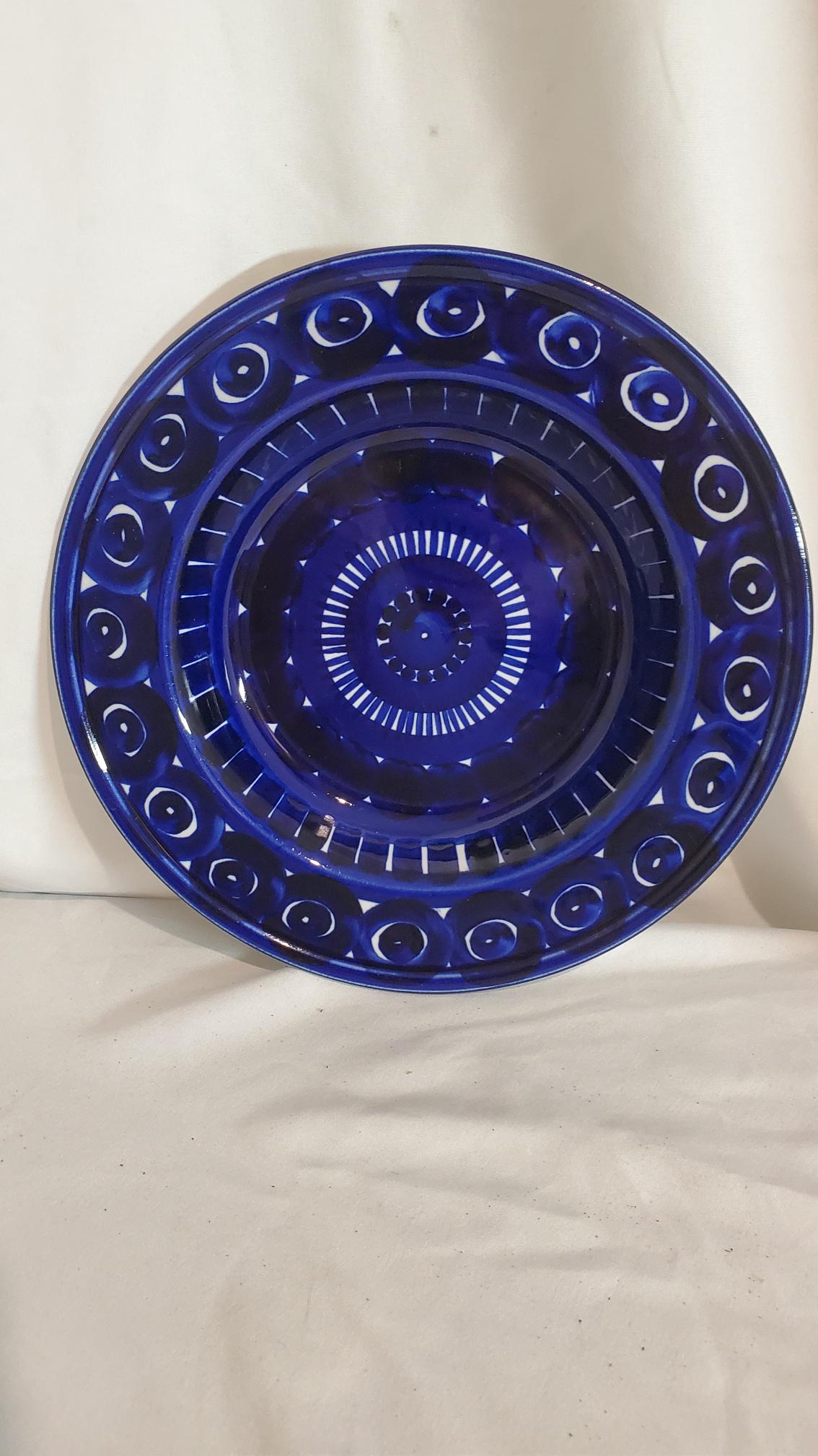 Blue Bowl Arabia Finland: Outstanding condition Please refer to all photos to see condition, we will answer to the best of our ability any questions you may have.