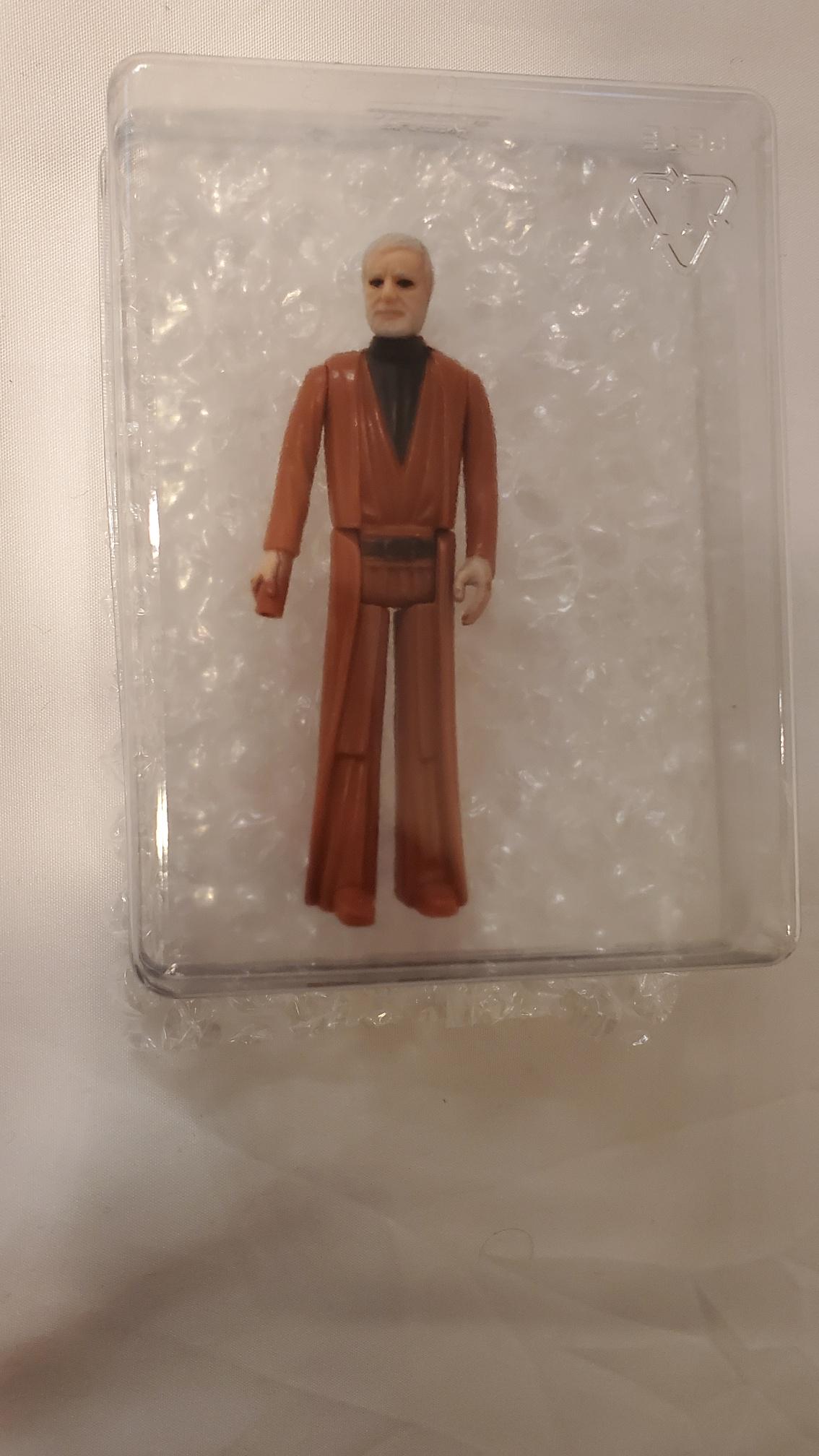 Ben Obi - Wan Kenobi 3.75: Please refer to all photos to see condition, we will answer to the best of our ability any questions you may have.