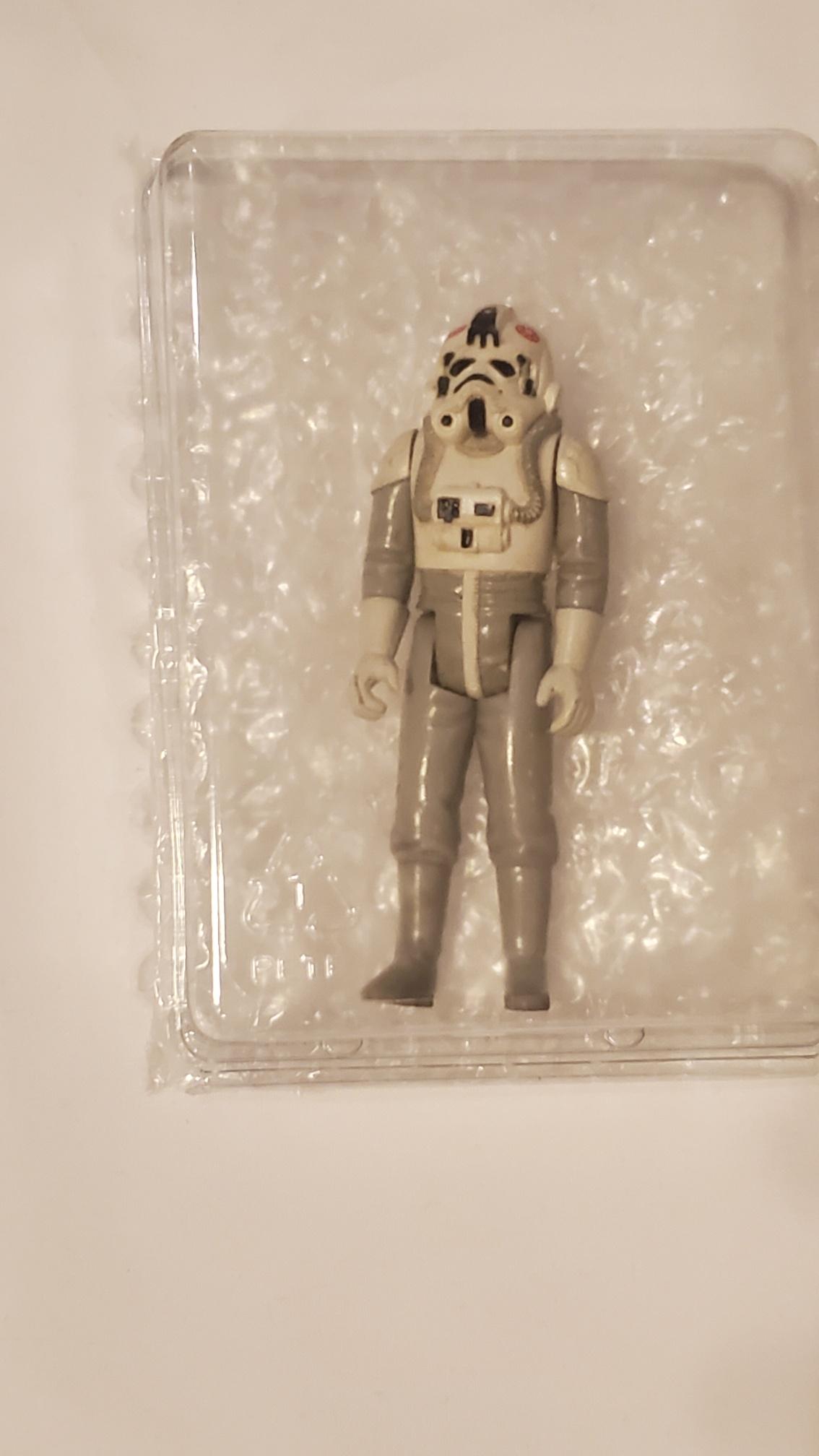 Rebel Pilot 3.75: Please refer to all photos to see condition, we will answer to the best of our ability any questions you may have.