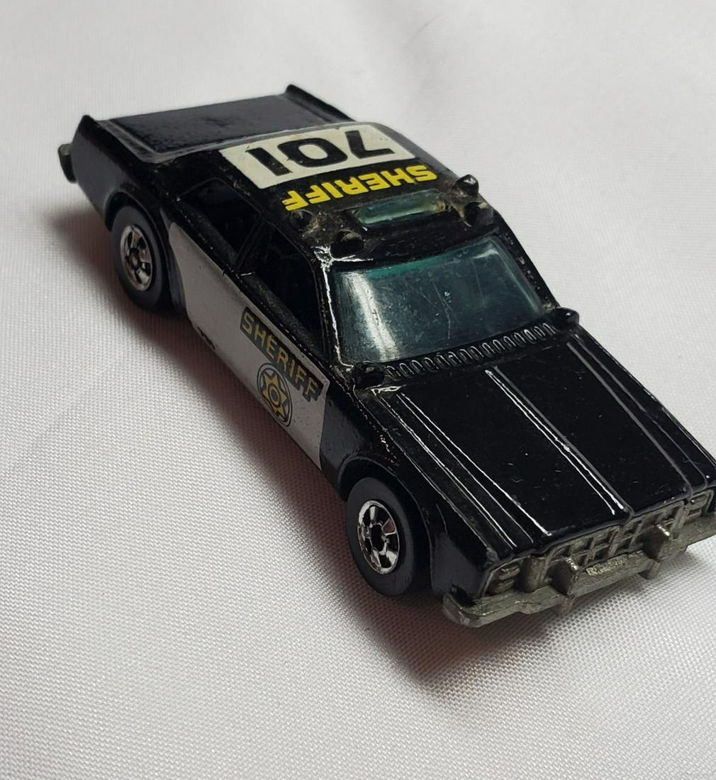 Estate auction of collection of vintage Hot Wheels: This auction contains both vintage, and new Hotwheels, and Matchbox vehicles. There is also groups of unidentified or off brands as well as brand items. . Feel free to ask questions regarding any conc