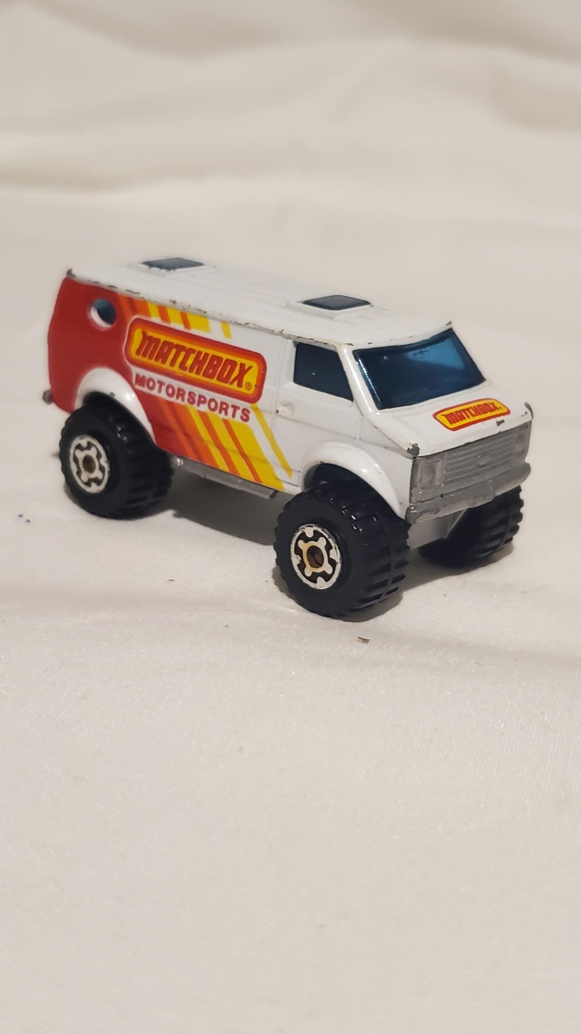 Estate auction of collection of vintage Matchbox: This auction contains both vintage, and new Hotwheels, and Matchbox vehicles. There is also groups of unidentified or off brands as well as brand items. . Feel free to ask questions regarding any conc