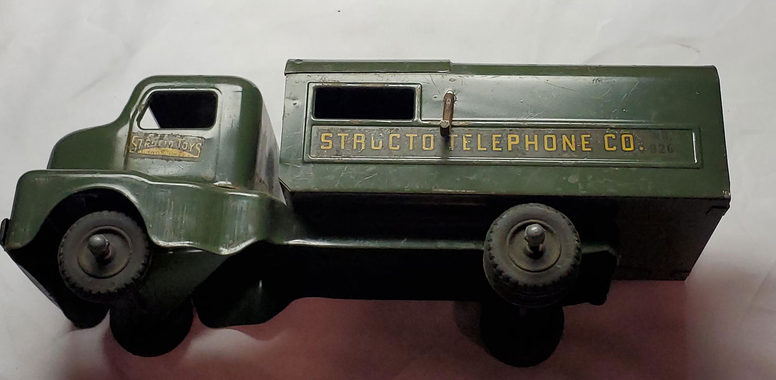 Estate auction of collection of fun assorted  vintage (1 of 7)