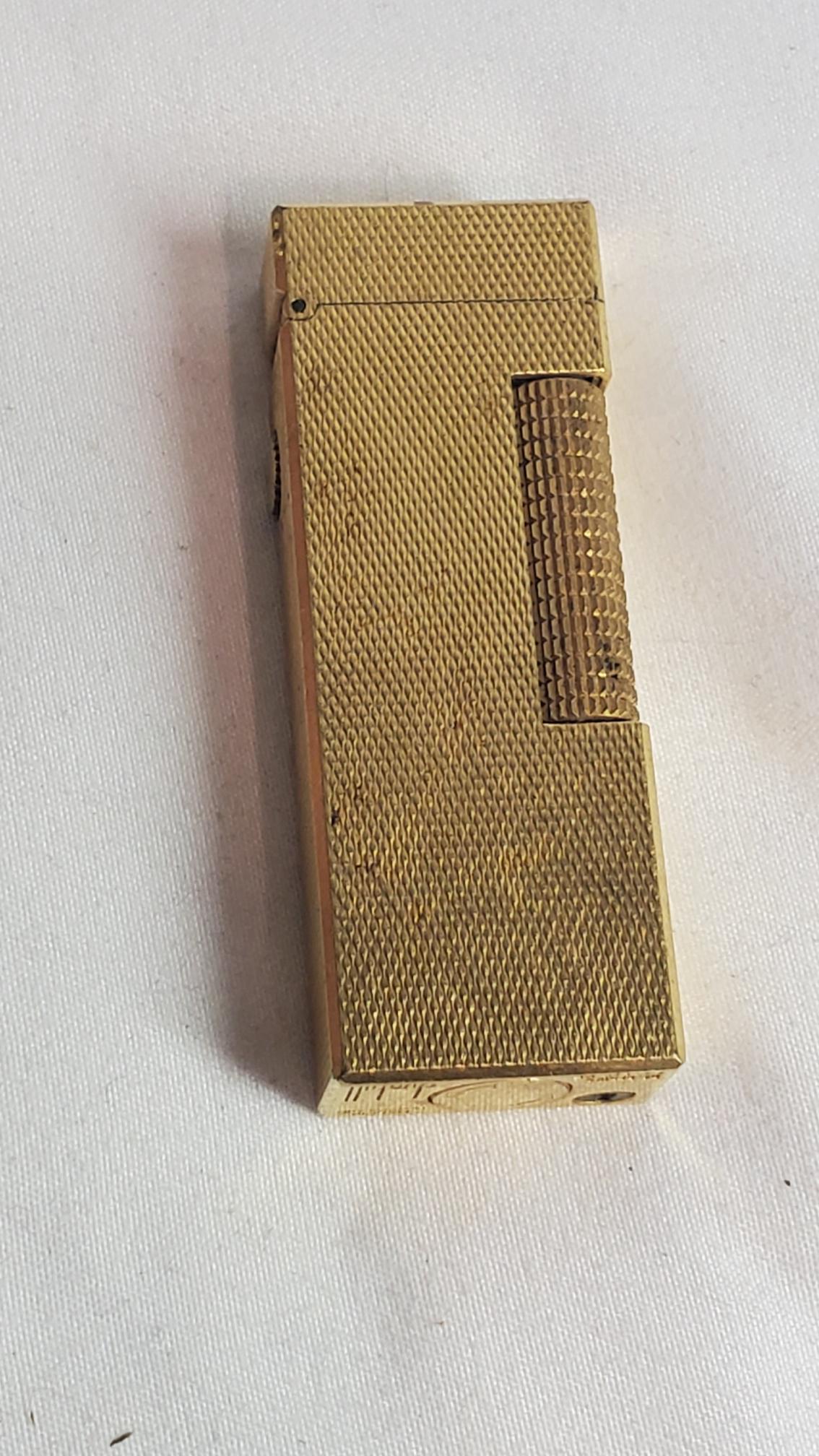 Vintage Gold Dunhill Lighter (1 of 10)