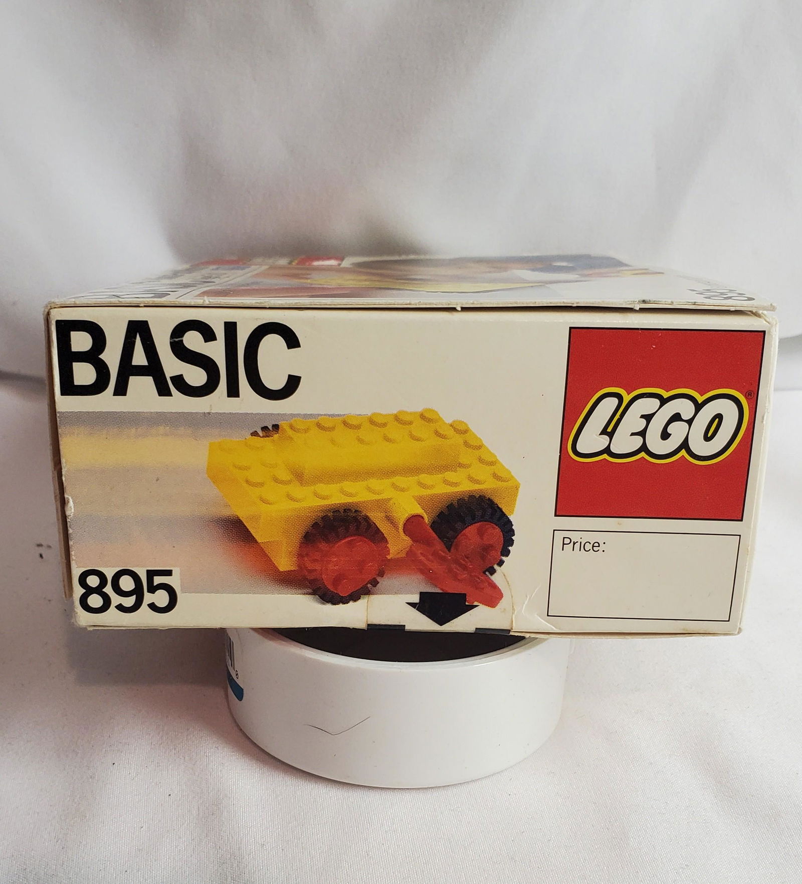 Incredible Vintage Lego Basic Set 895 (1 of 3)