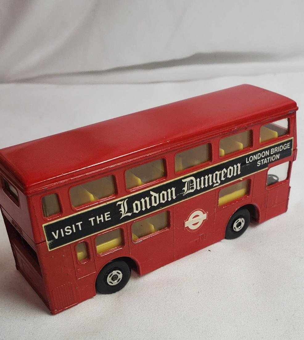 Vintage Matchbox London Dungeon Bus (1 of 4)