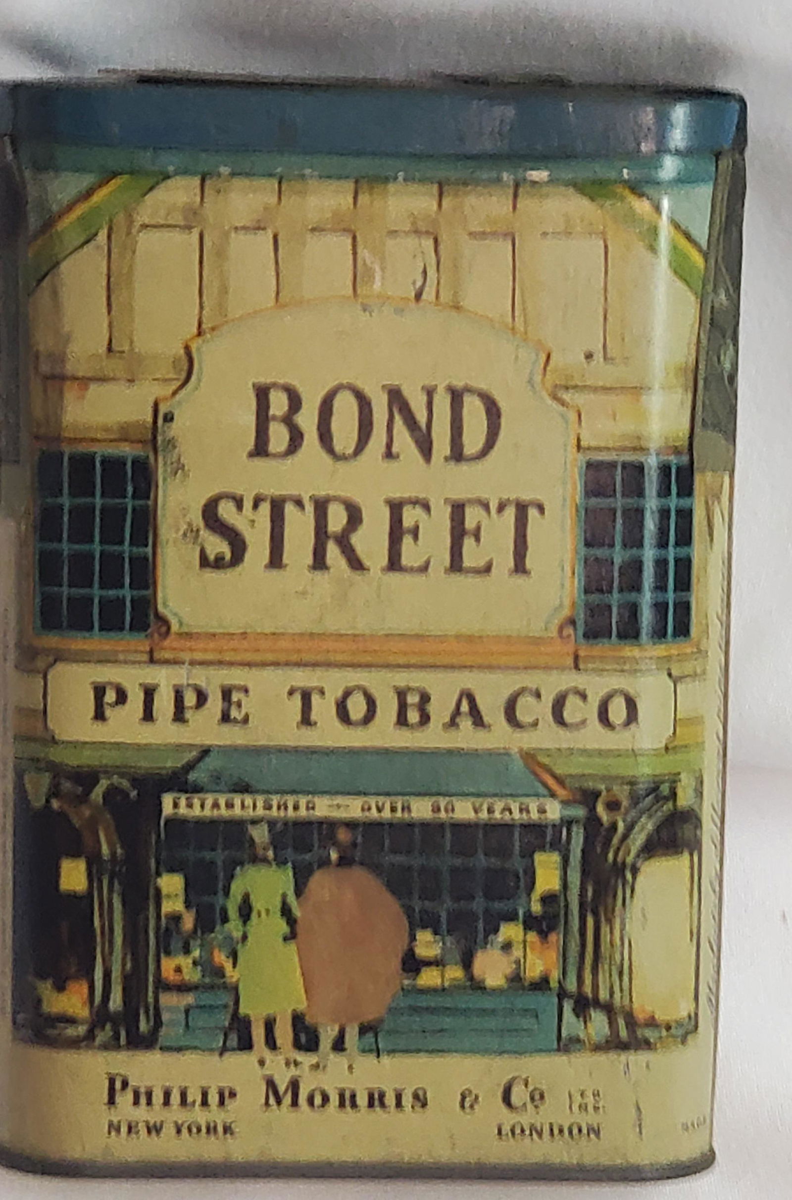 Incredible Vintage Bond Street Pipe Tobacco Tin (1 of 3)