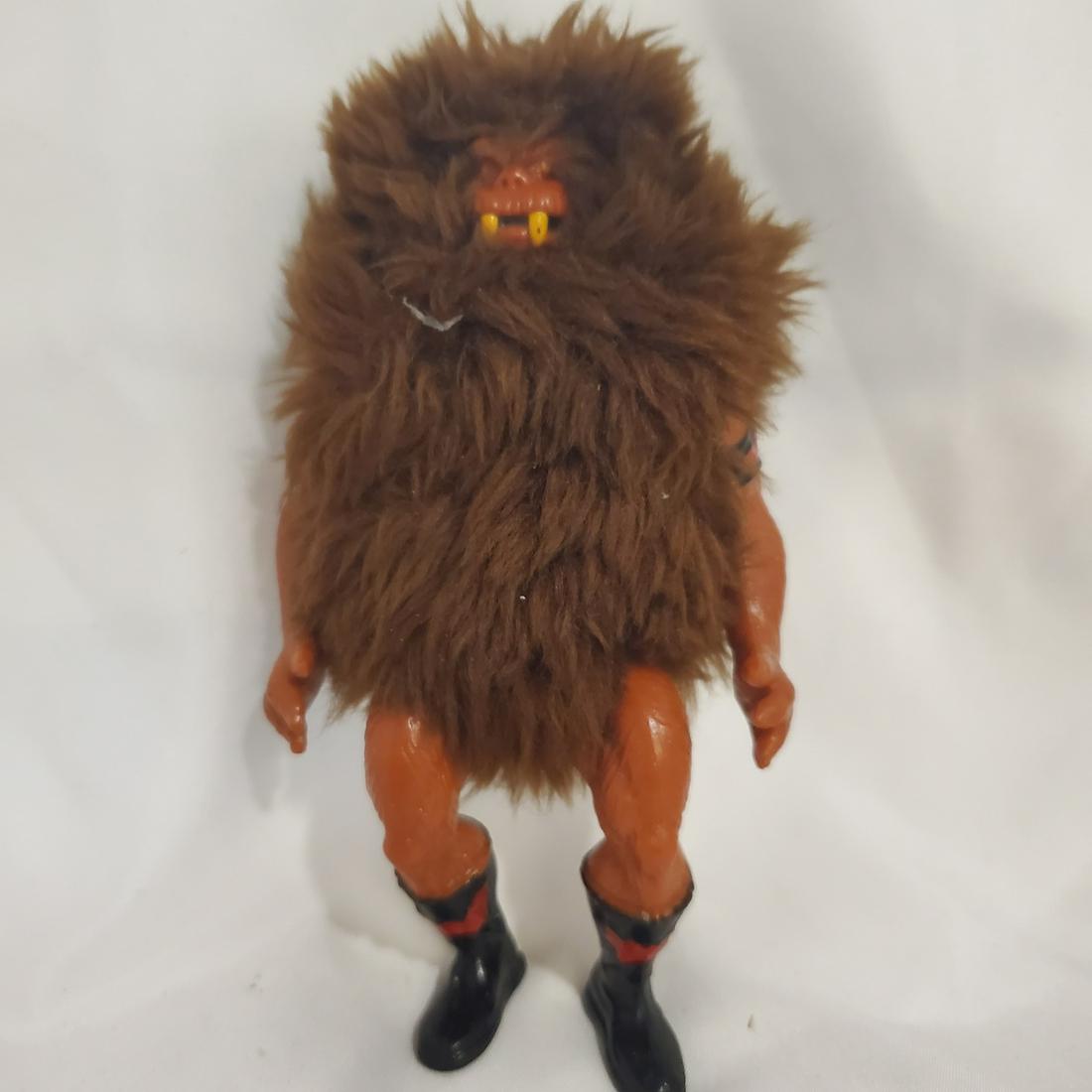 Vintage 1980's He-Man MOTU Grizzlor Action Figure: Appears in great shape. Please read carefully. Description given is based on opinion unless otherwise documented. We ask that you look at pictures carefully before bidding. We are more than happy to t