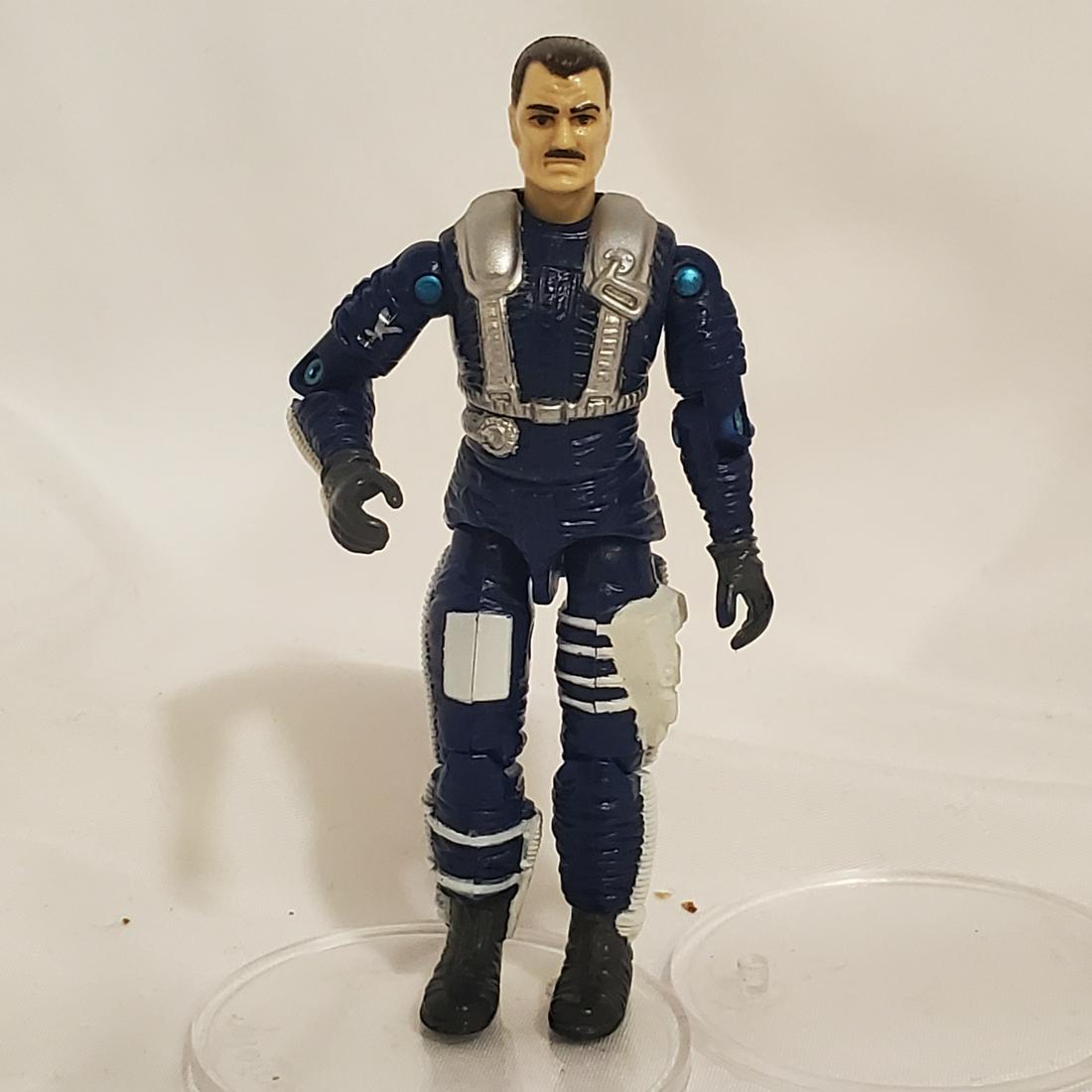 Vintage 1990 Hasbro G.I. Joe Skydive: Figure have no apparent isssues appear in great condition. As for the O ring this as well as any of the figures in this lot have original parts. Some are in excellent condition some could use replacin