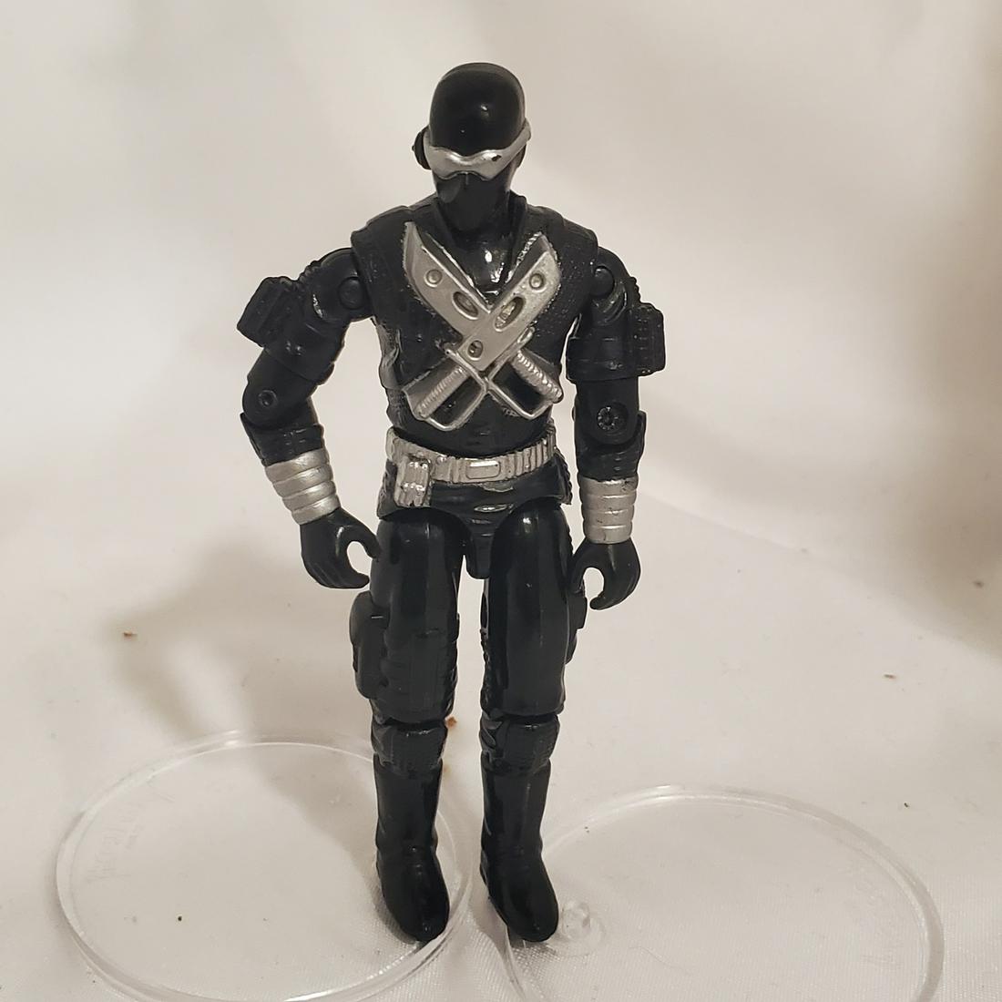 Vintage 1989 Hasbro G.I. Joe Snake Eyes: Figure have no apparent isssues appear in great condition. As for the O ring this as well as any of the figures in this lot have original parts. Some are in excellent condition some could use replacin
