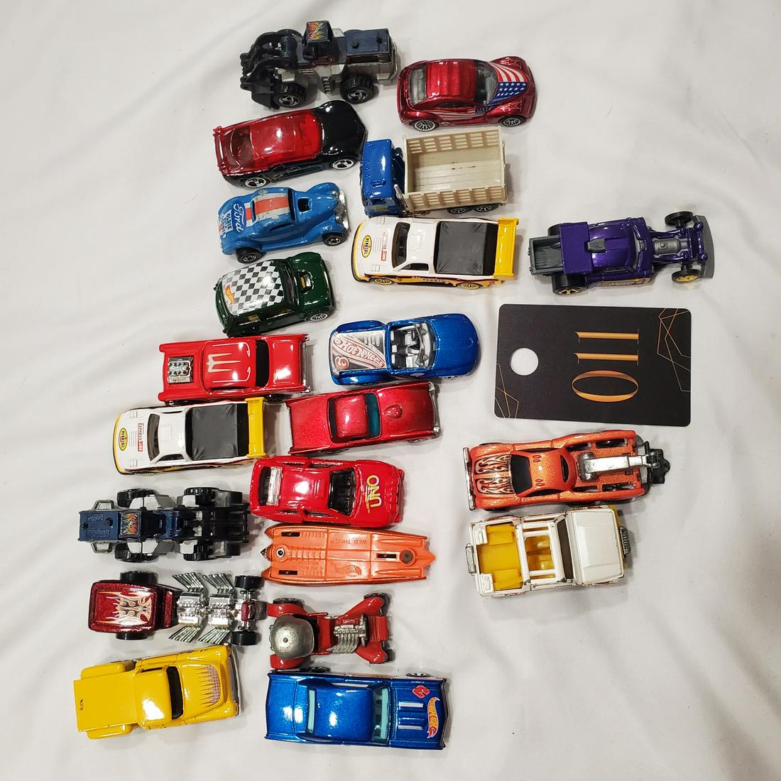 Variety of Vintage Hot Wheels, Matchbox, Dinkey, & Others: All toy cars are in a good to outstanding condition. They do have wear for their age. Please read carefully. Description given is based on opinion unless otherwise documented. We ask that you look at