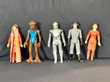 Group of 5 Original Kenner Star Wars Action Figures