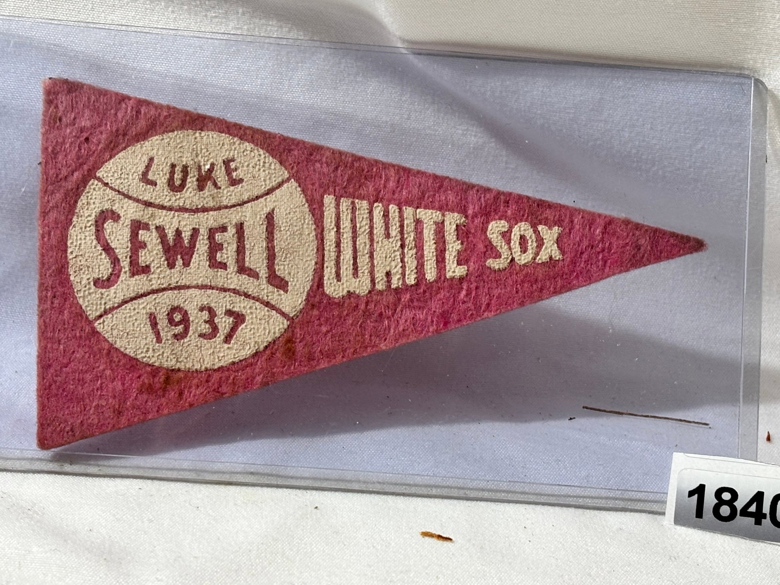 Luke Sewell White Sox 1937 Mini Pennant: See photos