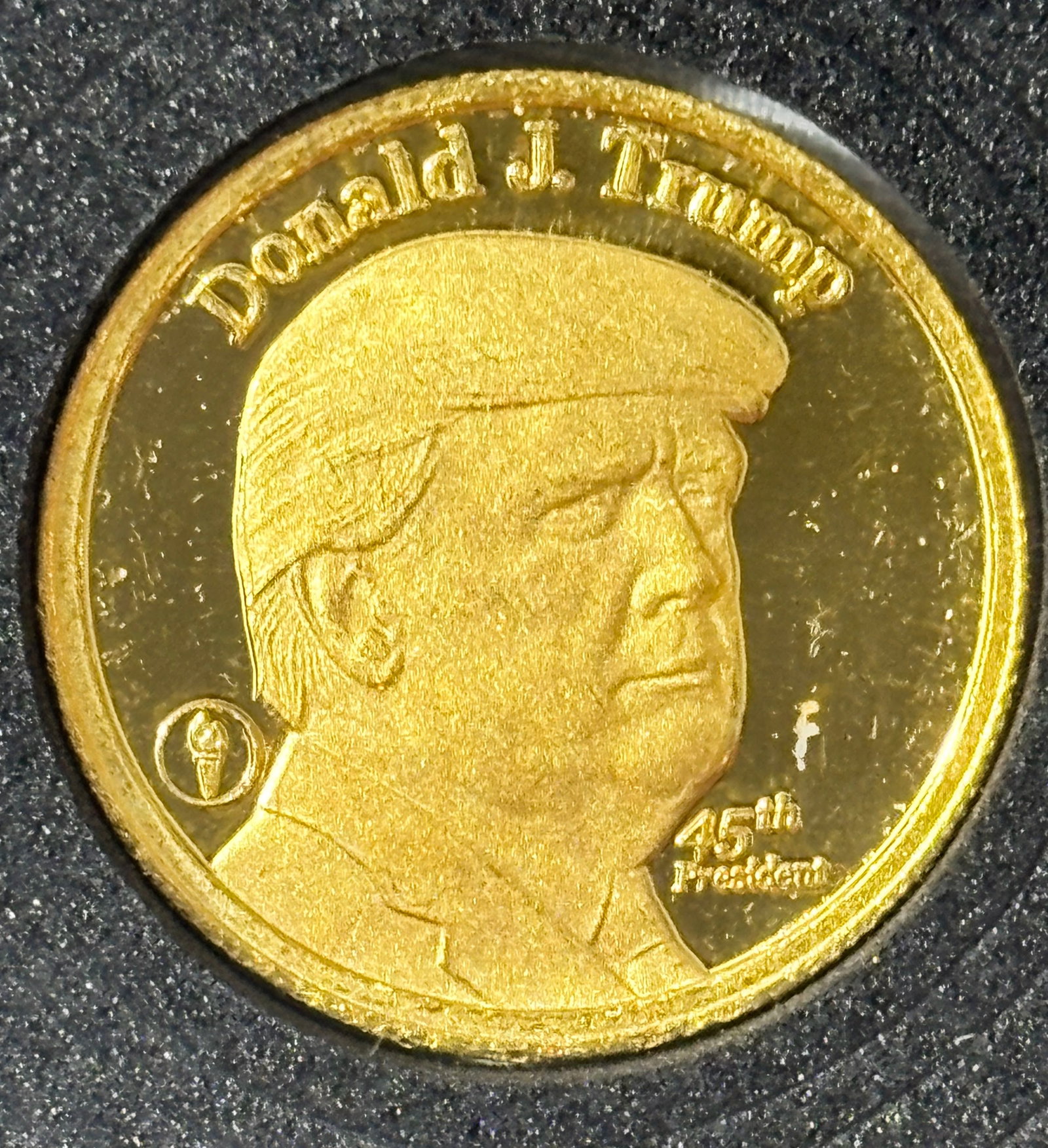 One Quarter Ounce Gold Trump Commemerative Coin: Pure .999/ 7.1 grams